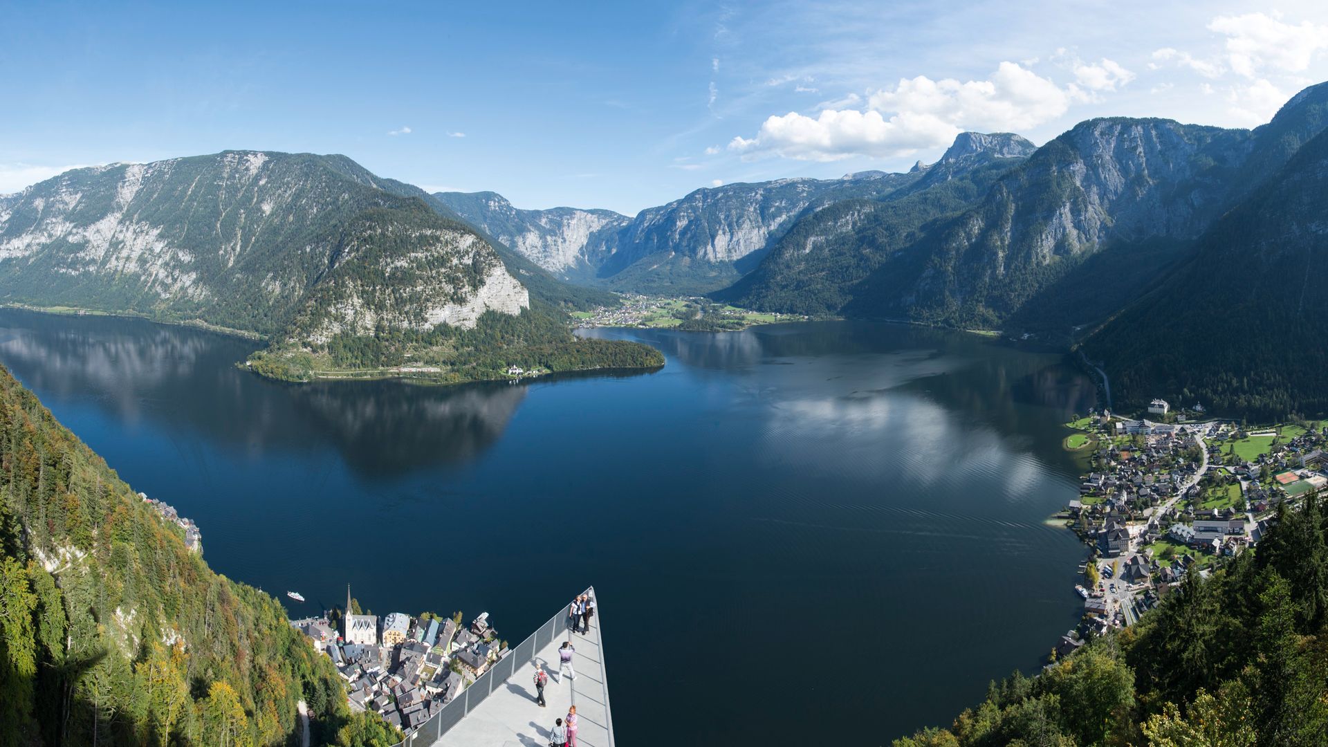 Skywalk with lake in summer