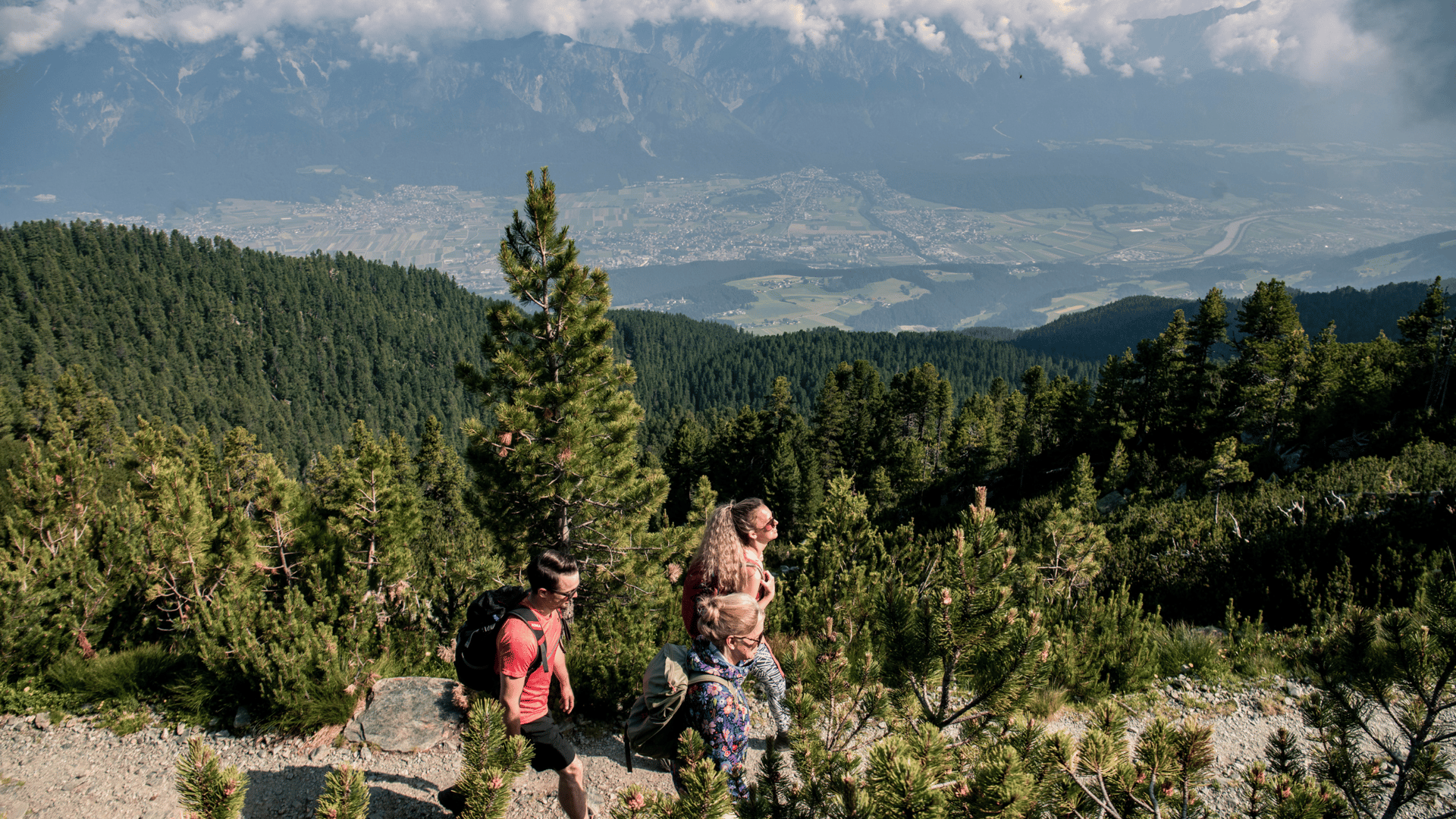 Wanderung am Zirbenweg