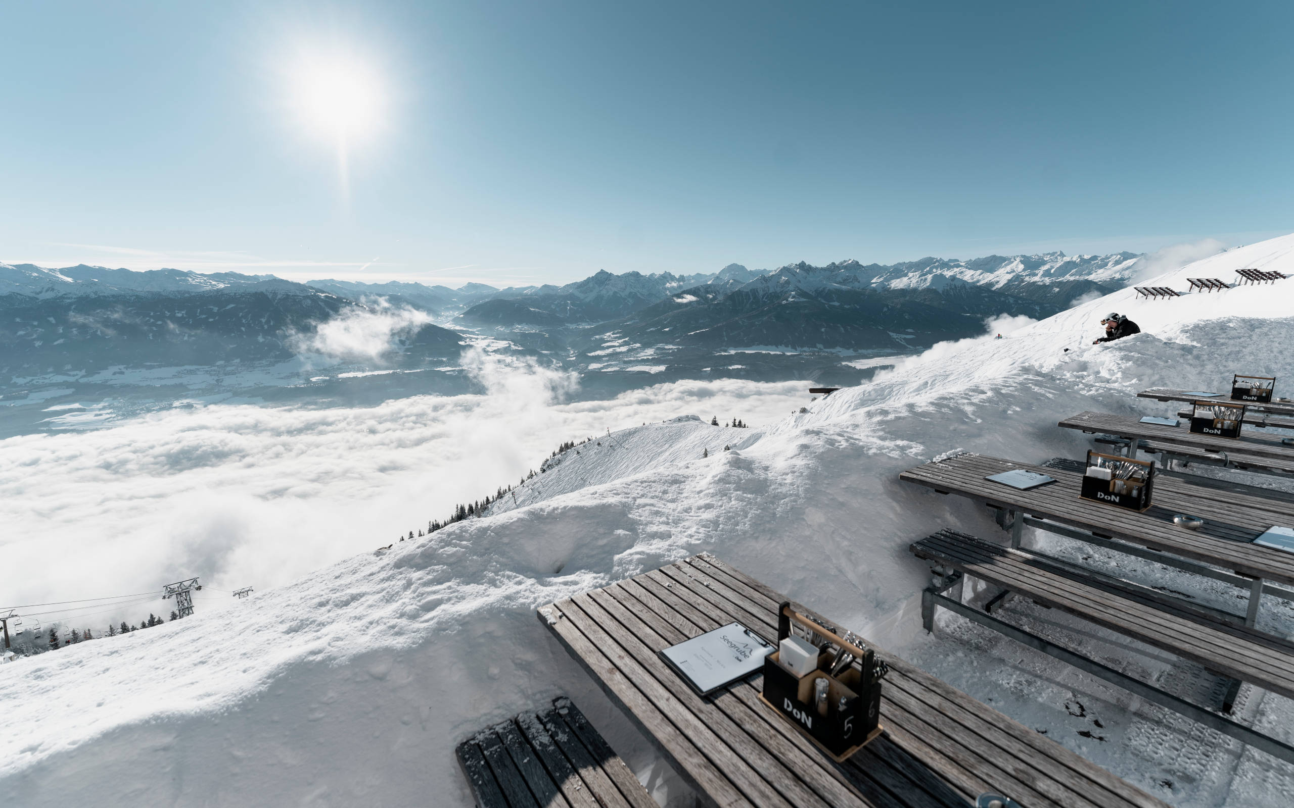 Restaurant Seegrube Terrasse mit Wolkenmeer