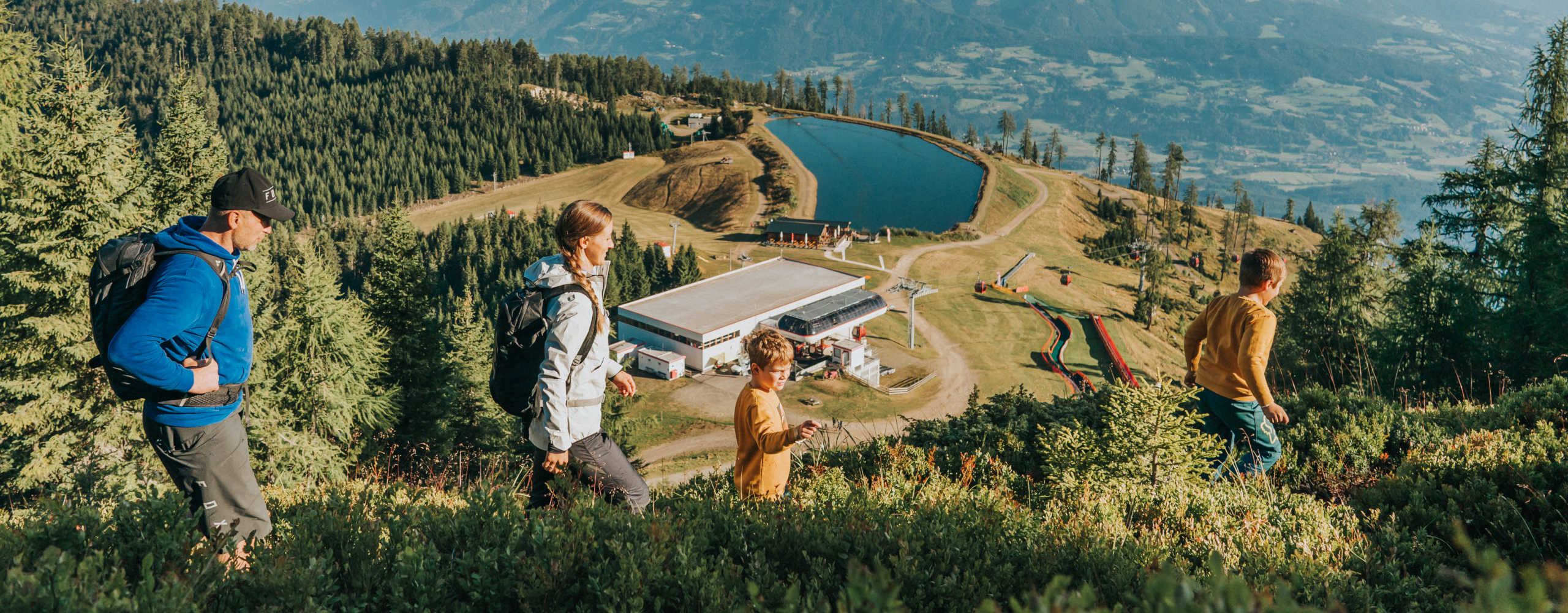 Ausblick auf die Goldeck Bahn 