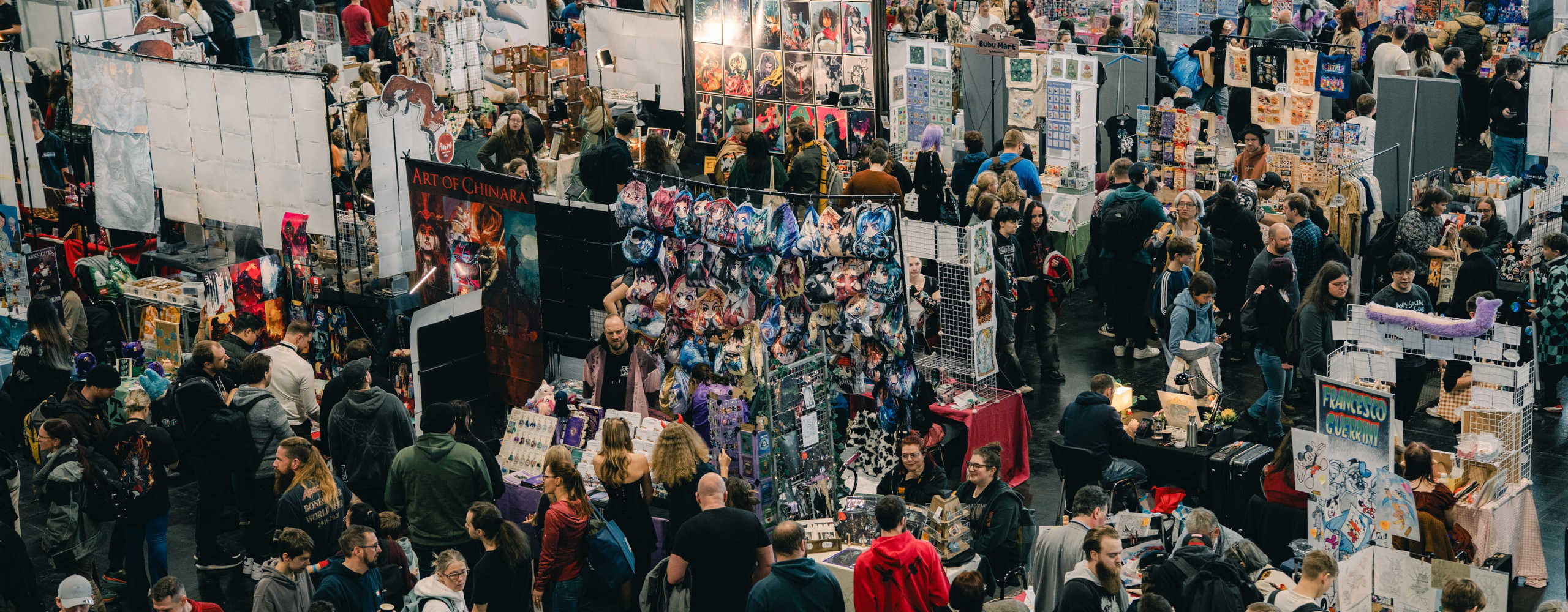 Menschenmenge bei der Vienna Comic Con 