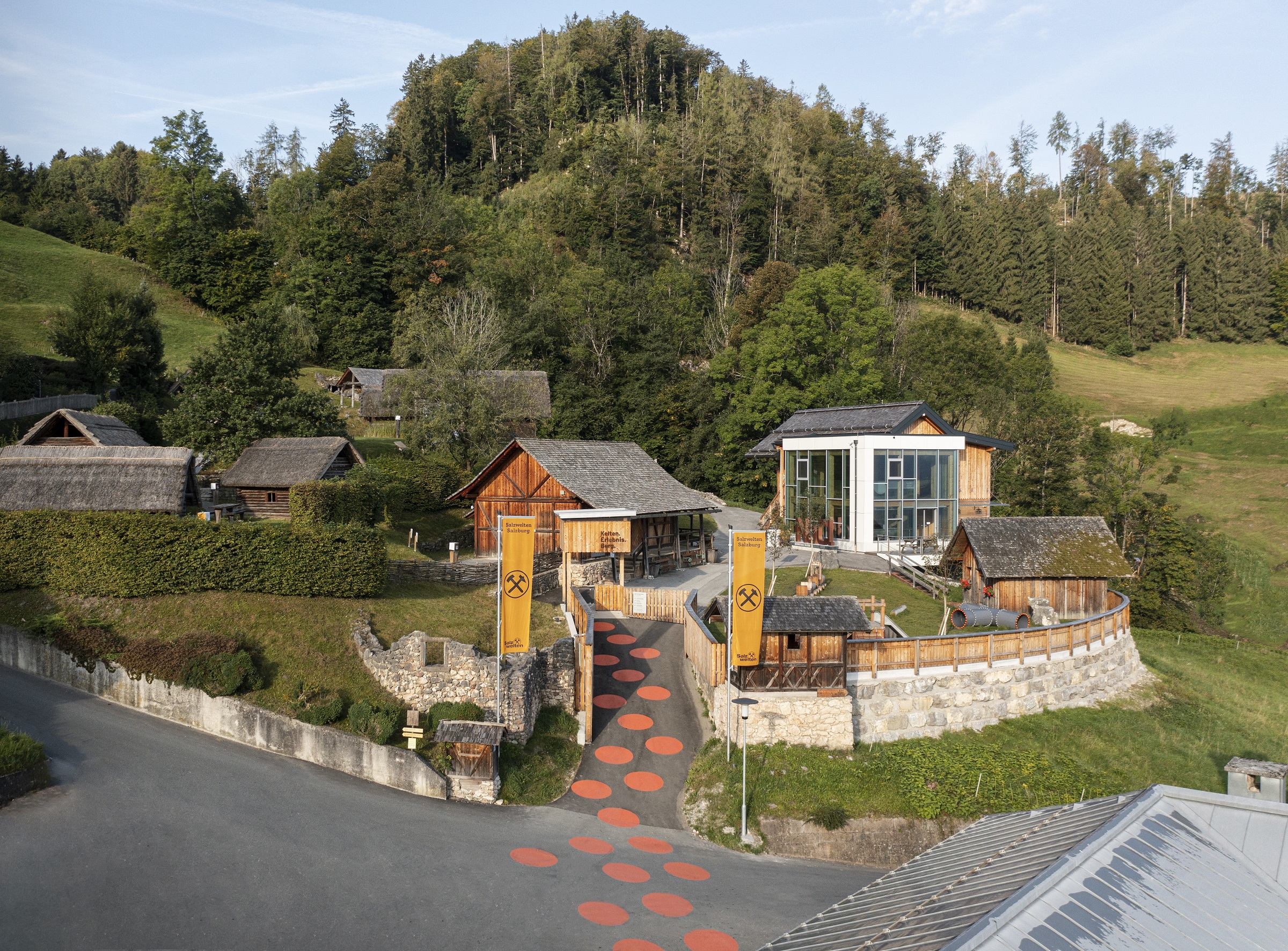 Eingang Kelten Erlebnis Berg