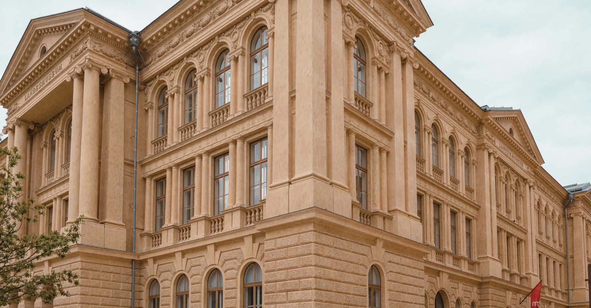 Kärnten Museum Außenansicht