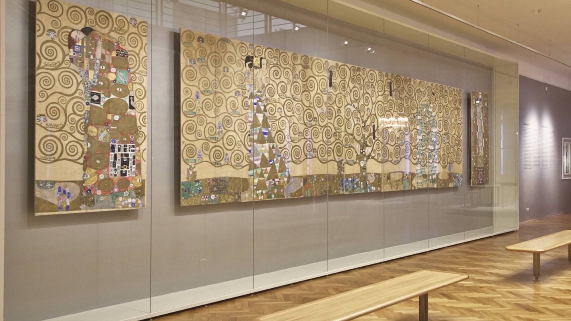 Display collection Vienna 1900