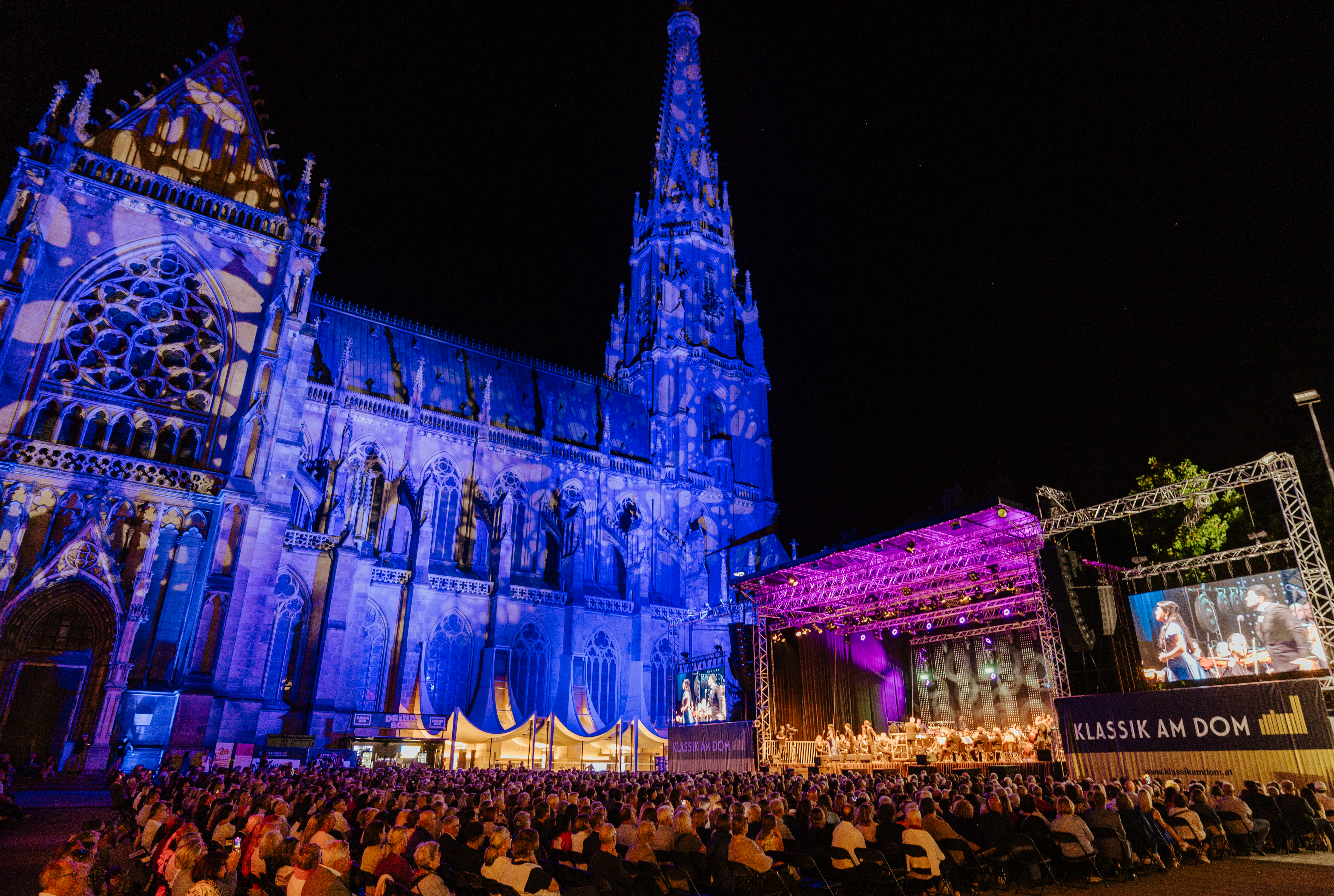 Klassik am Dom bei Nacht