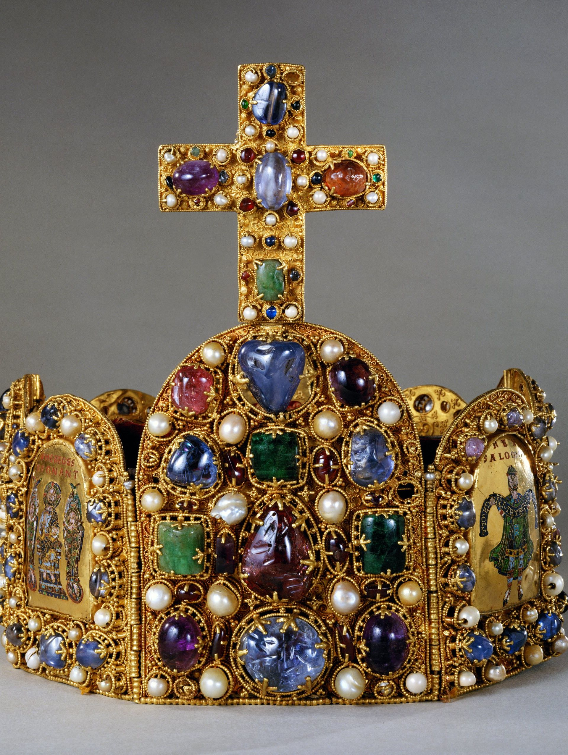 The imperial crown, 2nd half of the 10th century.