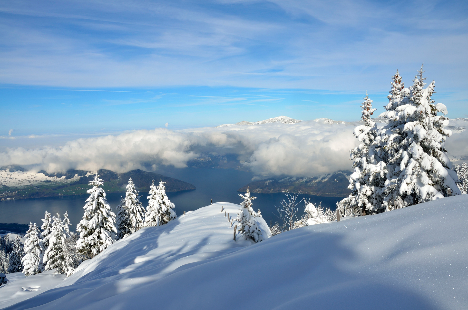 Winter landscape from Klewenalp with a view of Lake Lucerne.