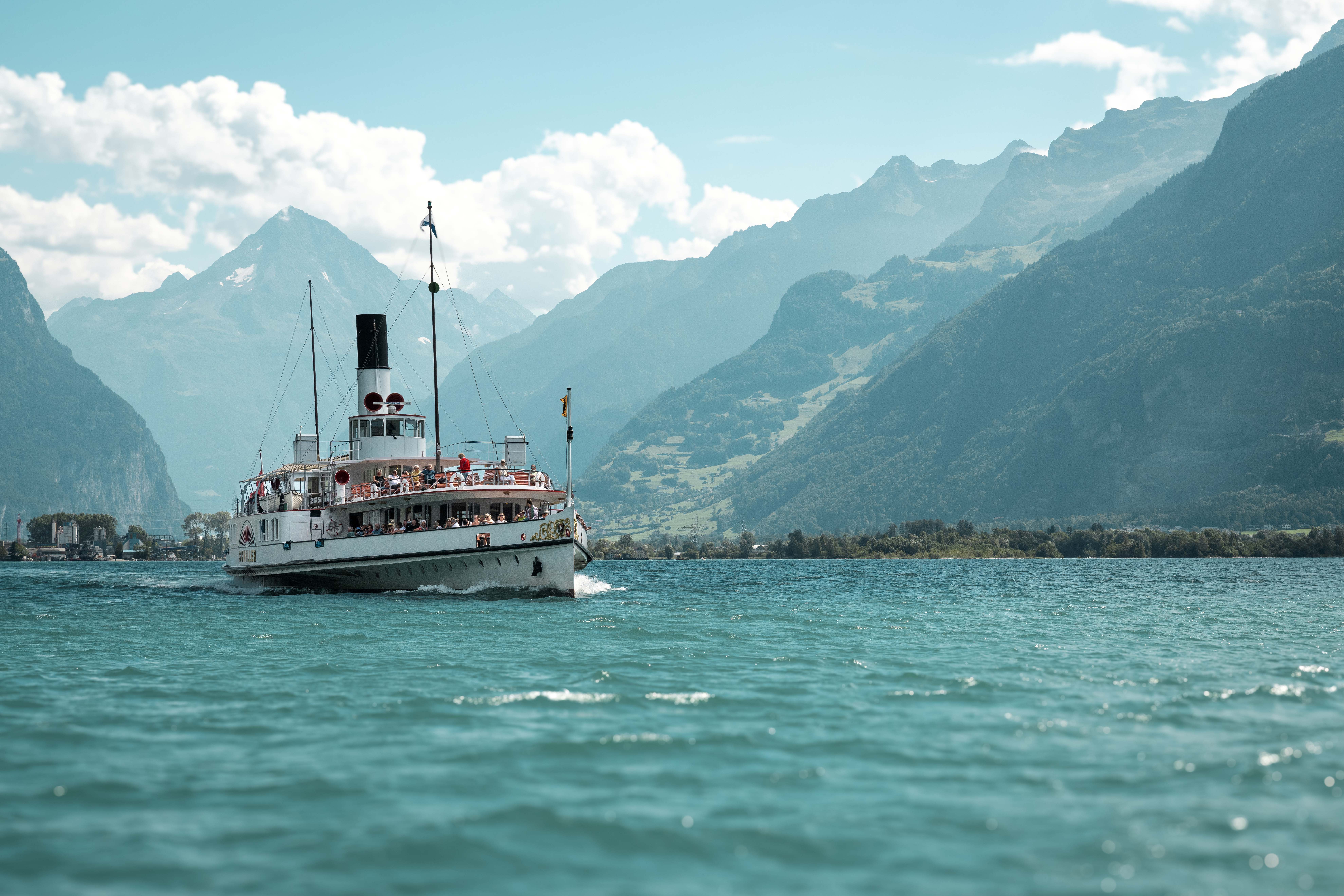 mys-Croisière sur le lac d'Uri-SGV_LT_ST_ Nicole_Schafer_Dampfschiff_Urnersee_Flüelen