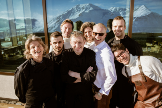 mys-Gütsch by Markus Neff-Bergrestaurant Gütsch Andermatt  - guetsch-andermatt-team-1.jpg