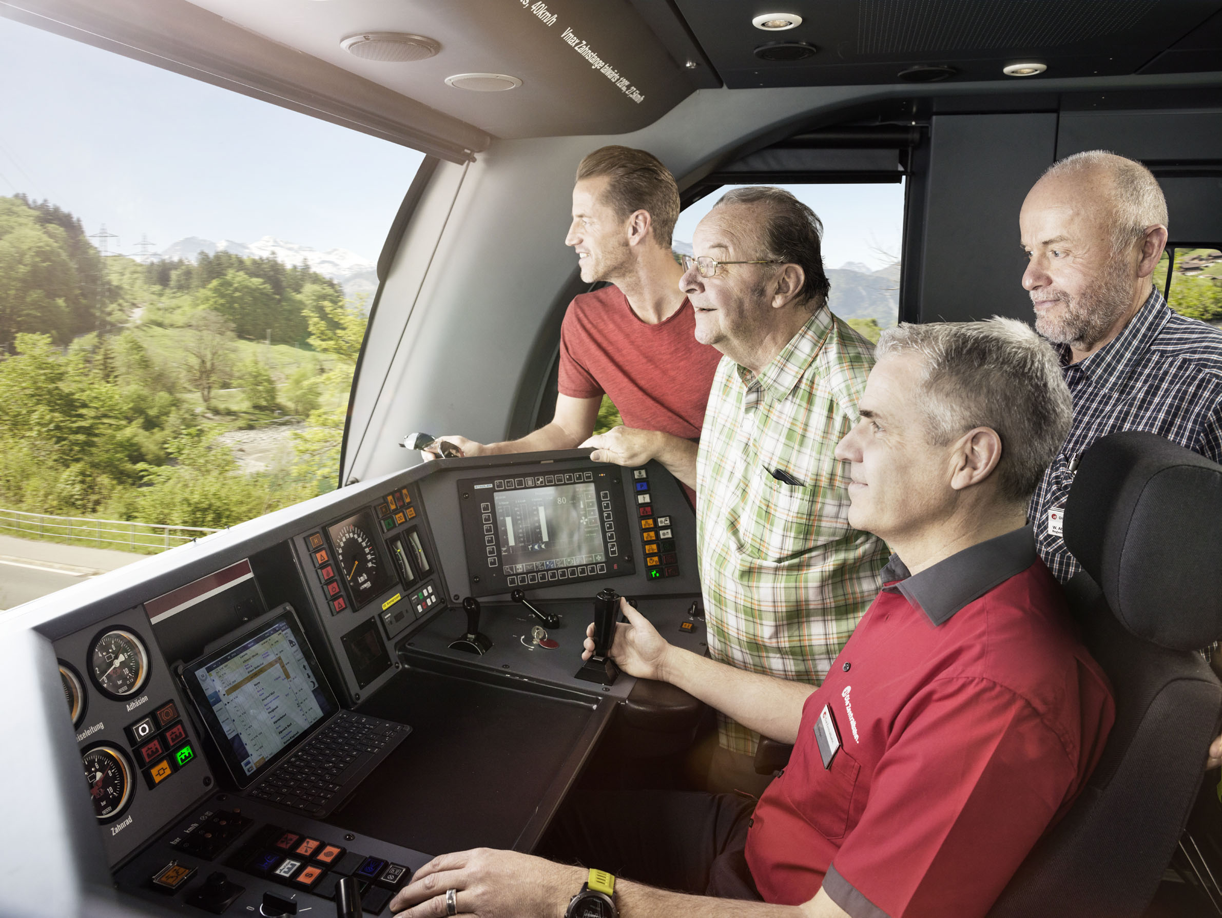 mys-Trajet dans la cabine du conducteur | Interlaken - Luzern-Führerstandsfahrt