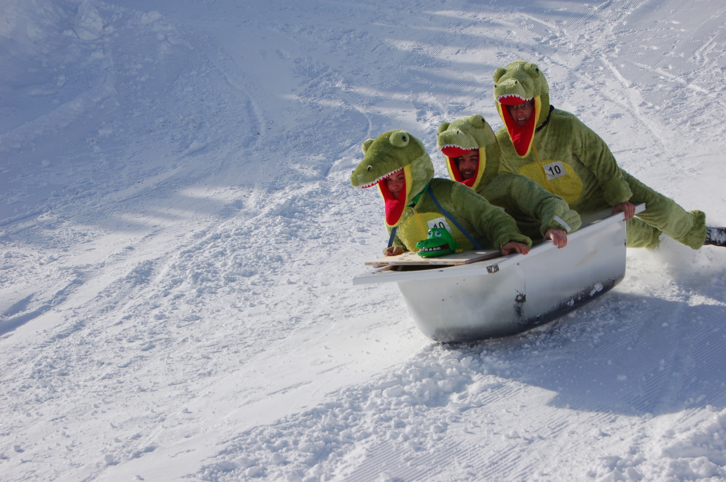 STÖÖSLER BATHTUB RACE