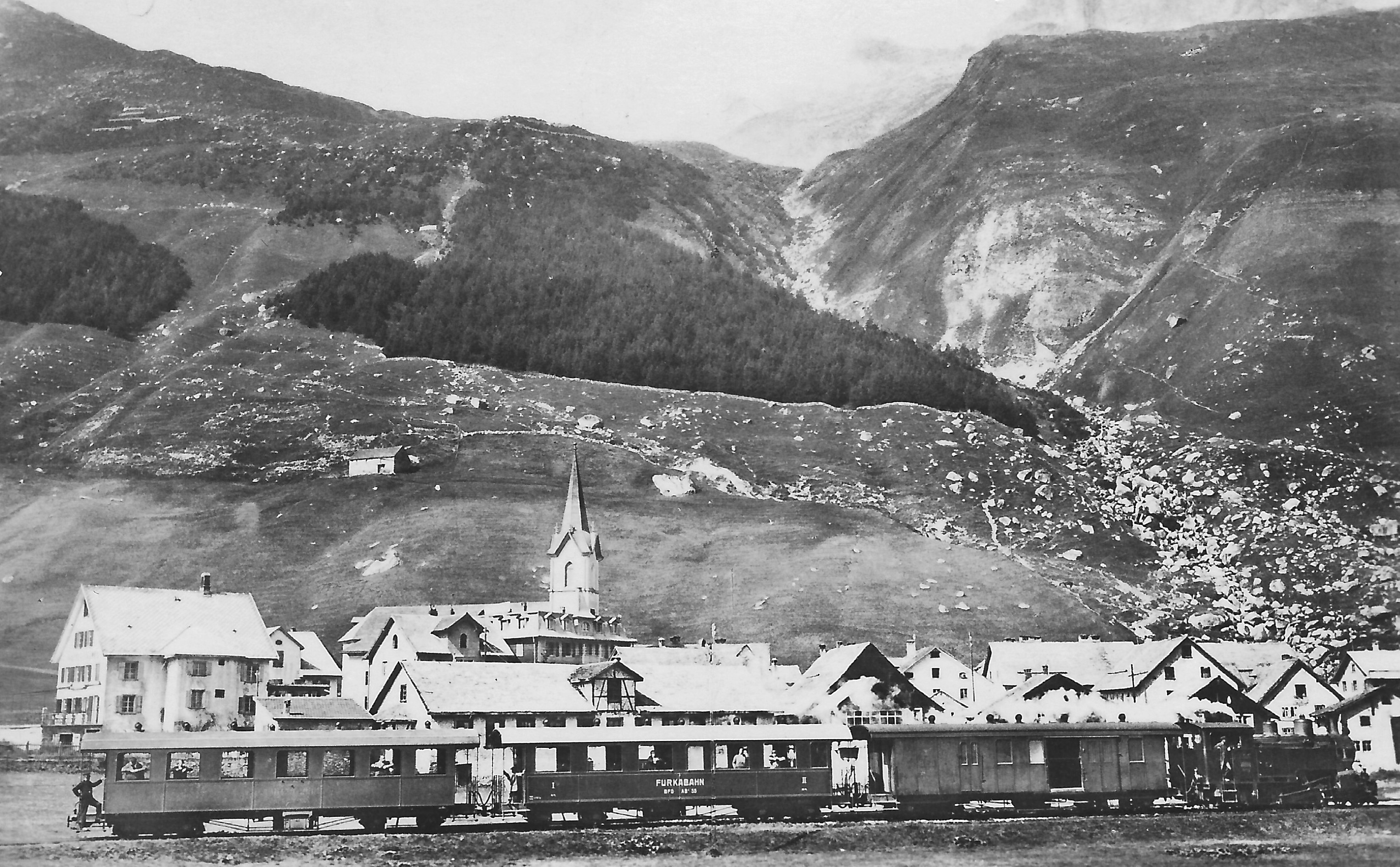 mys-San Gottardo adventure train and Furka steam railway from Oberwald-Realp 