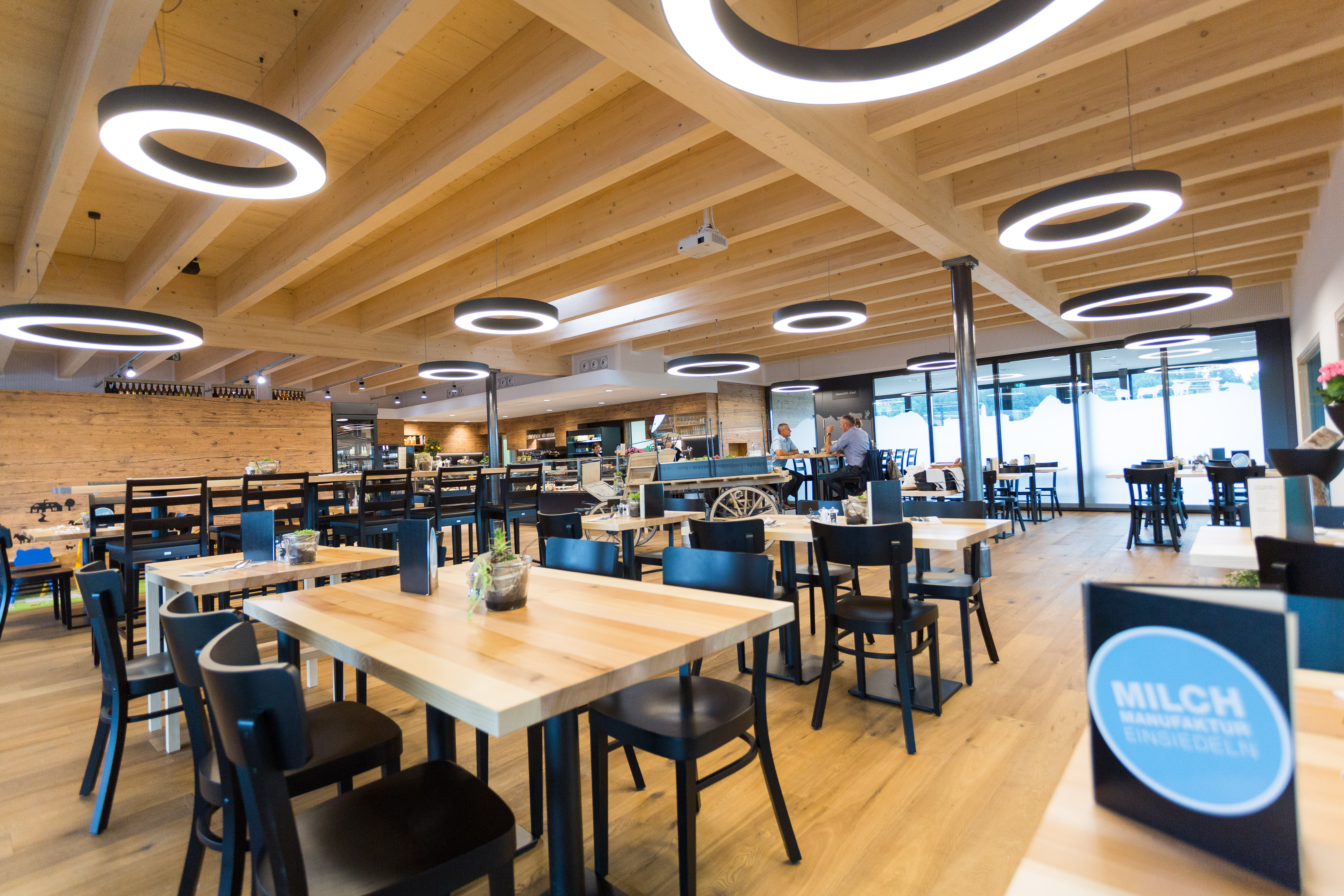 mys-Öffentliche Führung | Milchmanufaktur Einsiedeln-Milchmanufaktur Einsiedeln AG - Restaurant.jpg