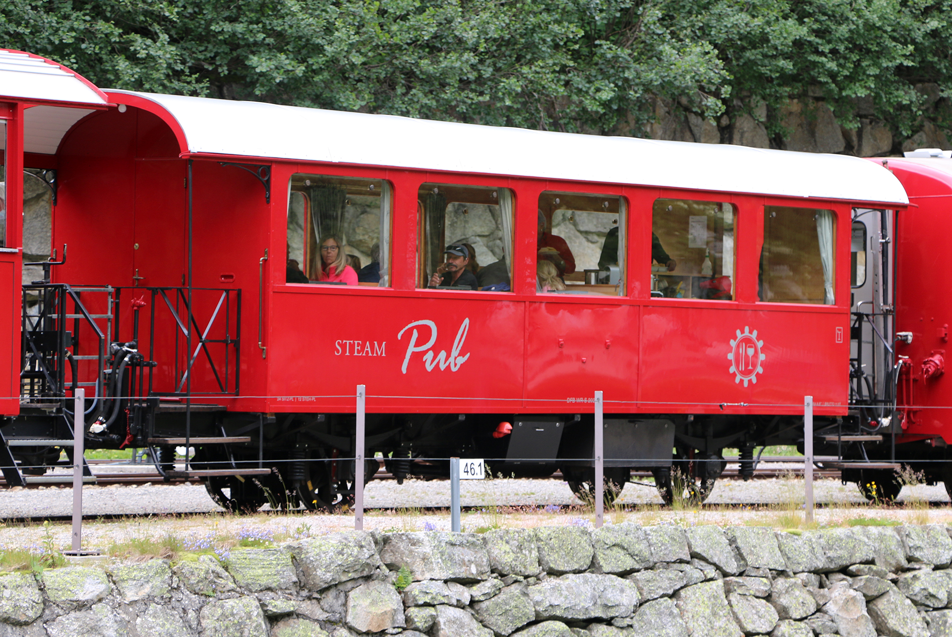 mys-Plaisir de raclette (Oberwald-Gletsch-Oberwald) 2024-Dampfbahn Furka-Bergstrecke AG - DFB_Moser7_12348_web.jpg