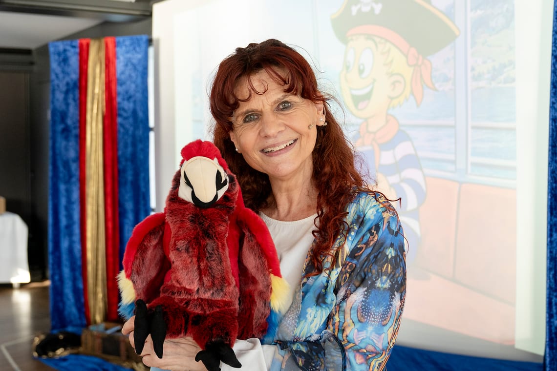 mys-Märlischiff mit Jolanda Steiner-SGV_Märli_Schiff_mit_Jolanda_Steiner_Vierwaldstättersee