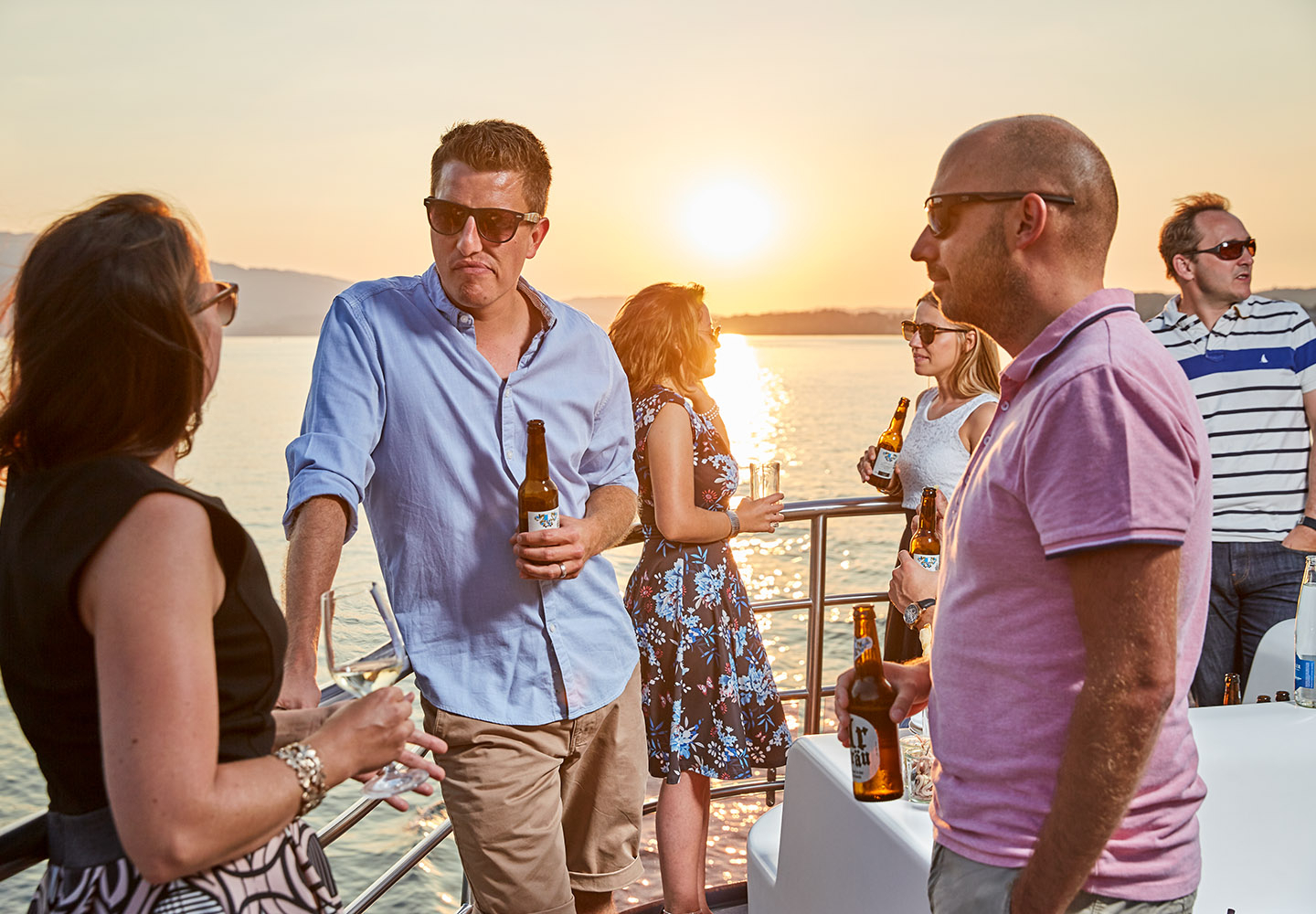 Giving gifts is fun, especially with our vouchers from the Lake Lucerne Navigation Company. Conveniently buy online and give as a gift.