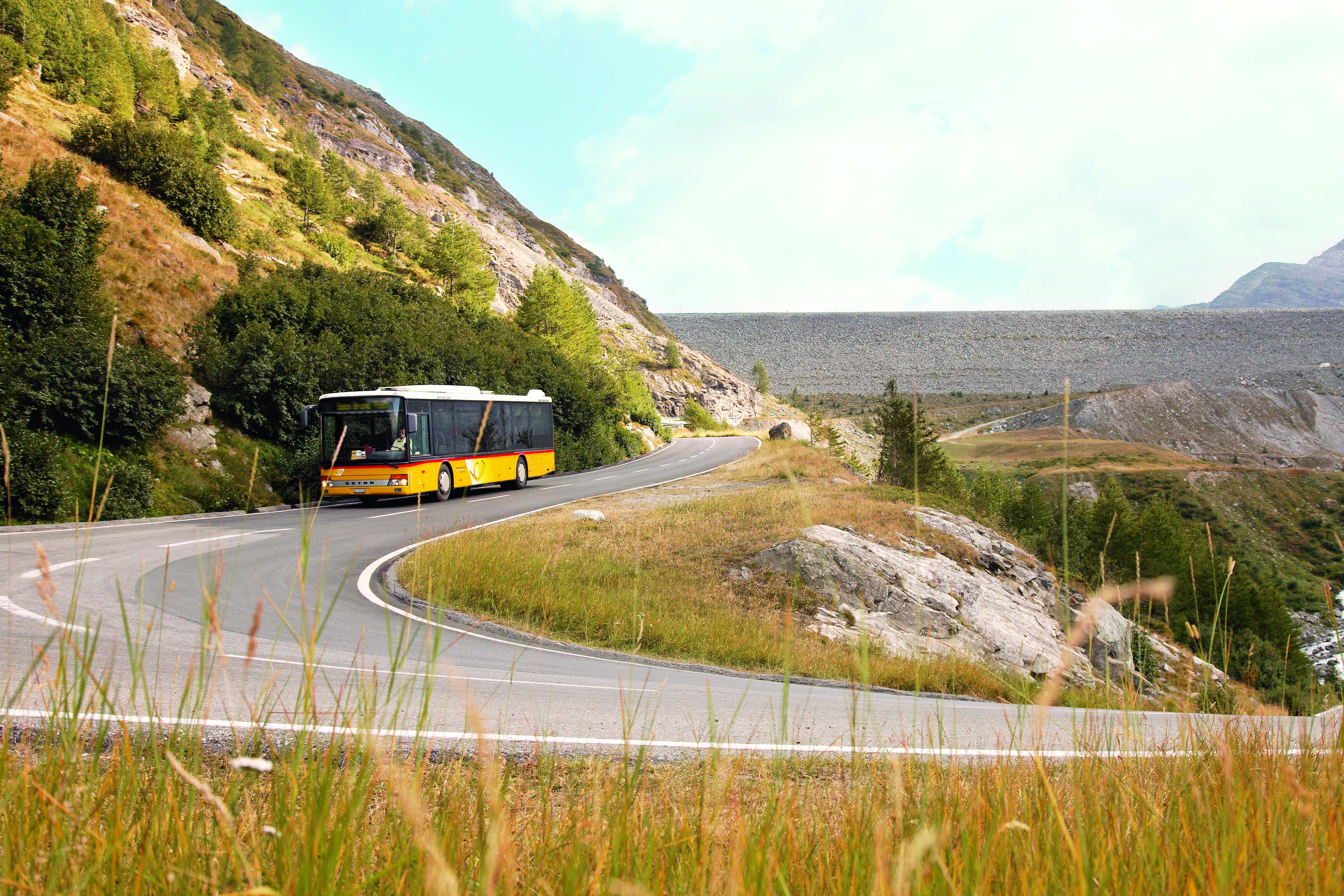 PostAuto im Simmental 