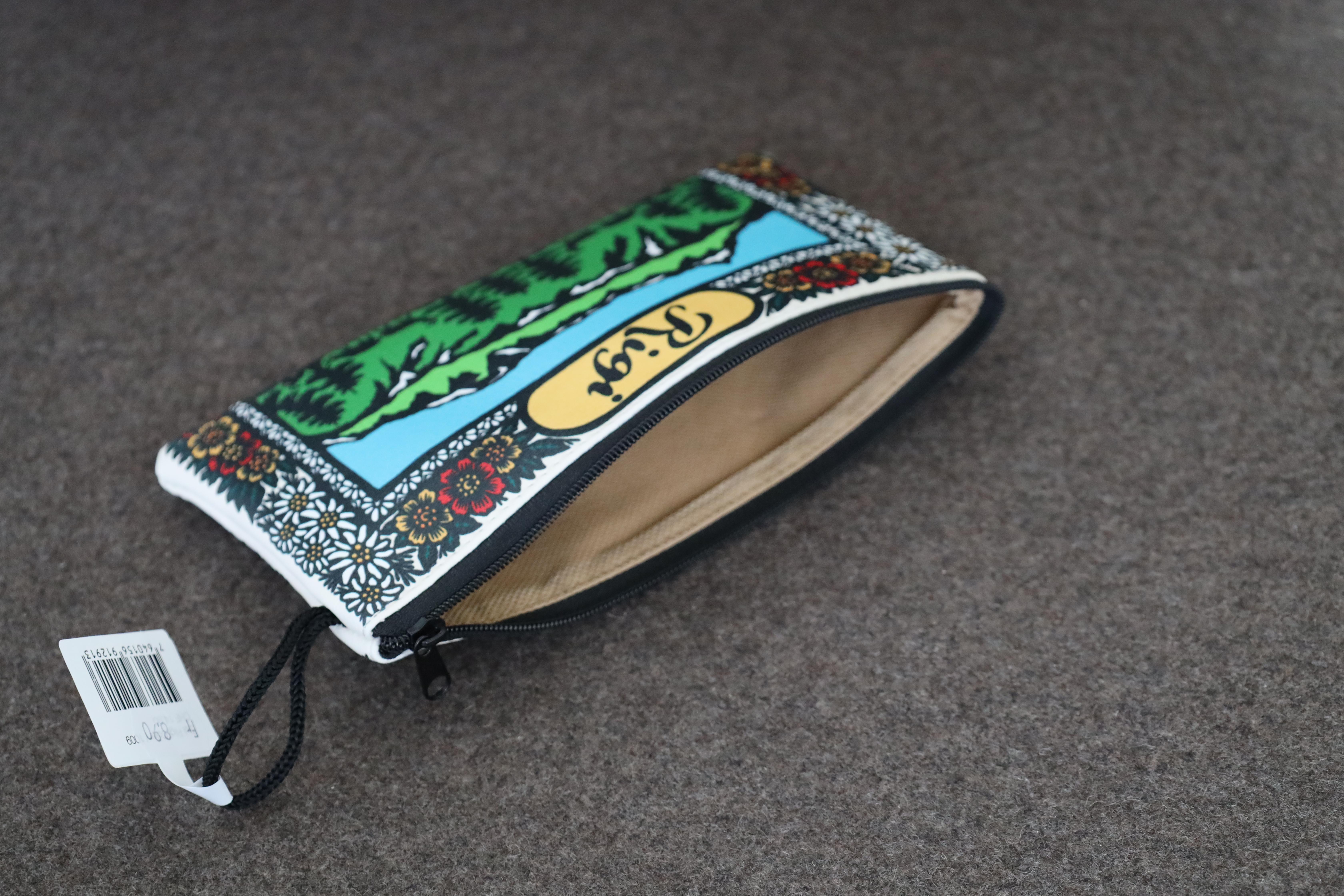 RIGI ETUI MIT SCHERENSCHNITT FARBIG