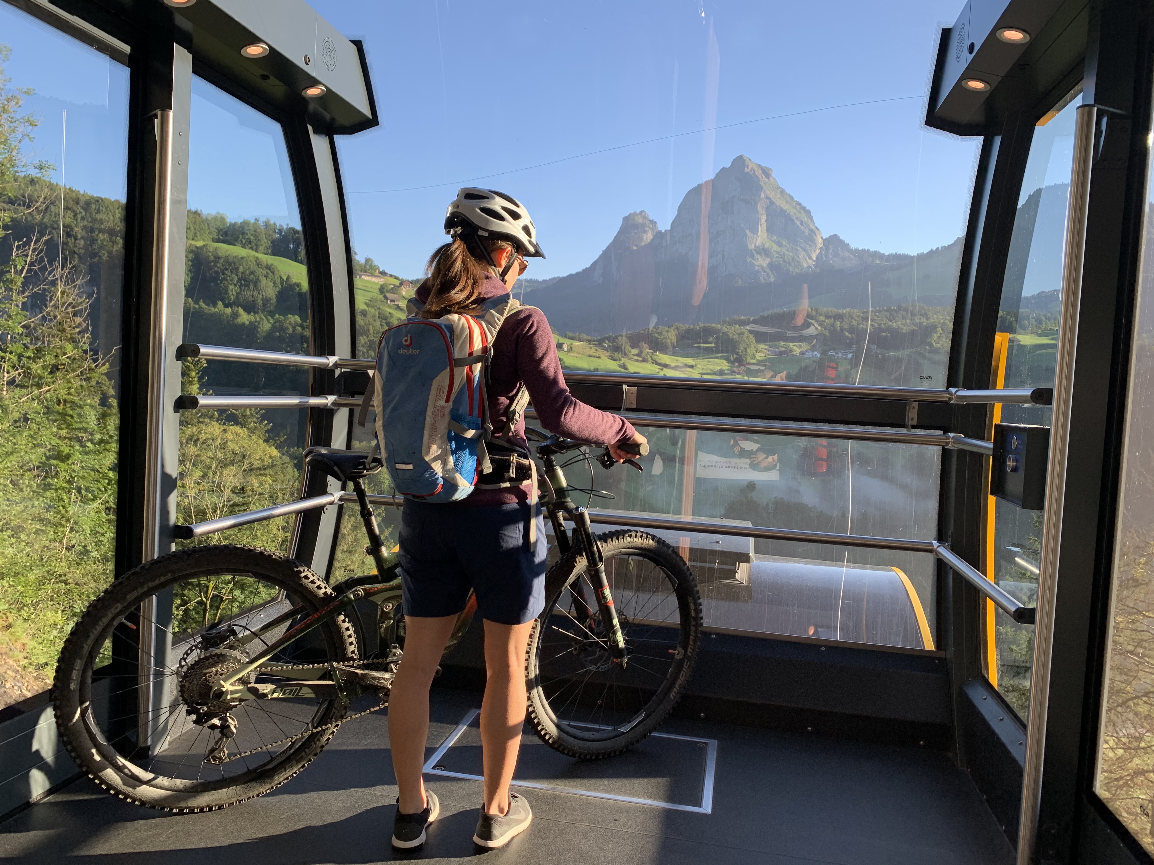 mys-Biketicket-Bike in Standseilbahn