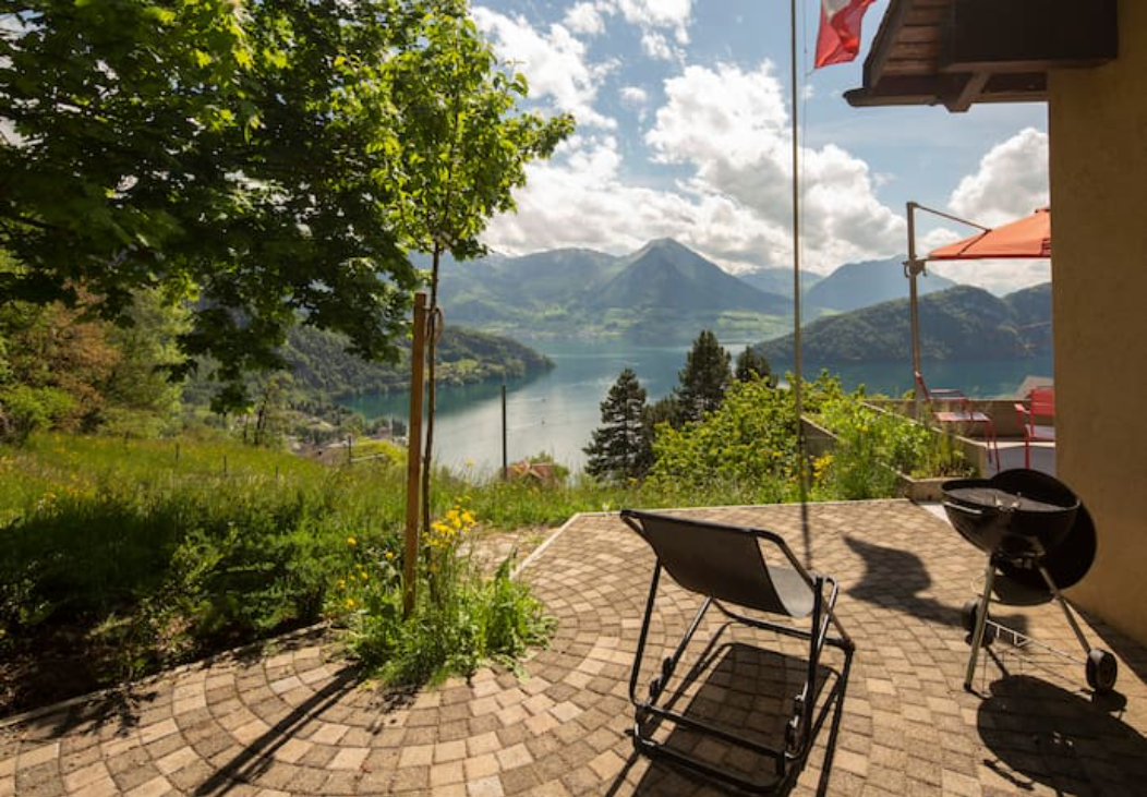 Poolhouse - Terrasse mit Grill
