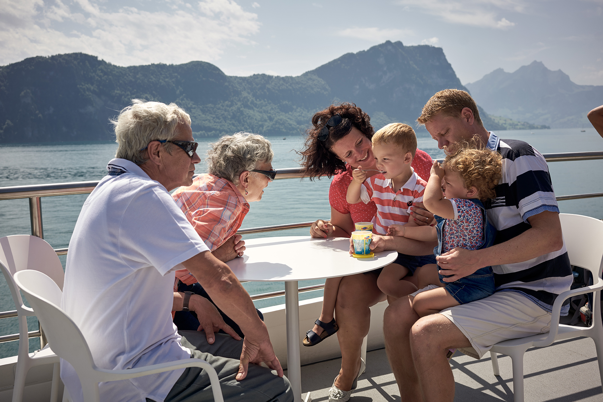 mys-Familien-Tageskarte Vierwaldstättersee-SGV_Familien_Kinder (3)