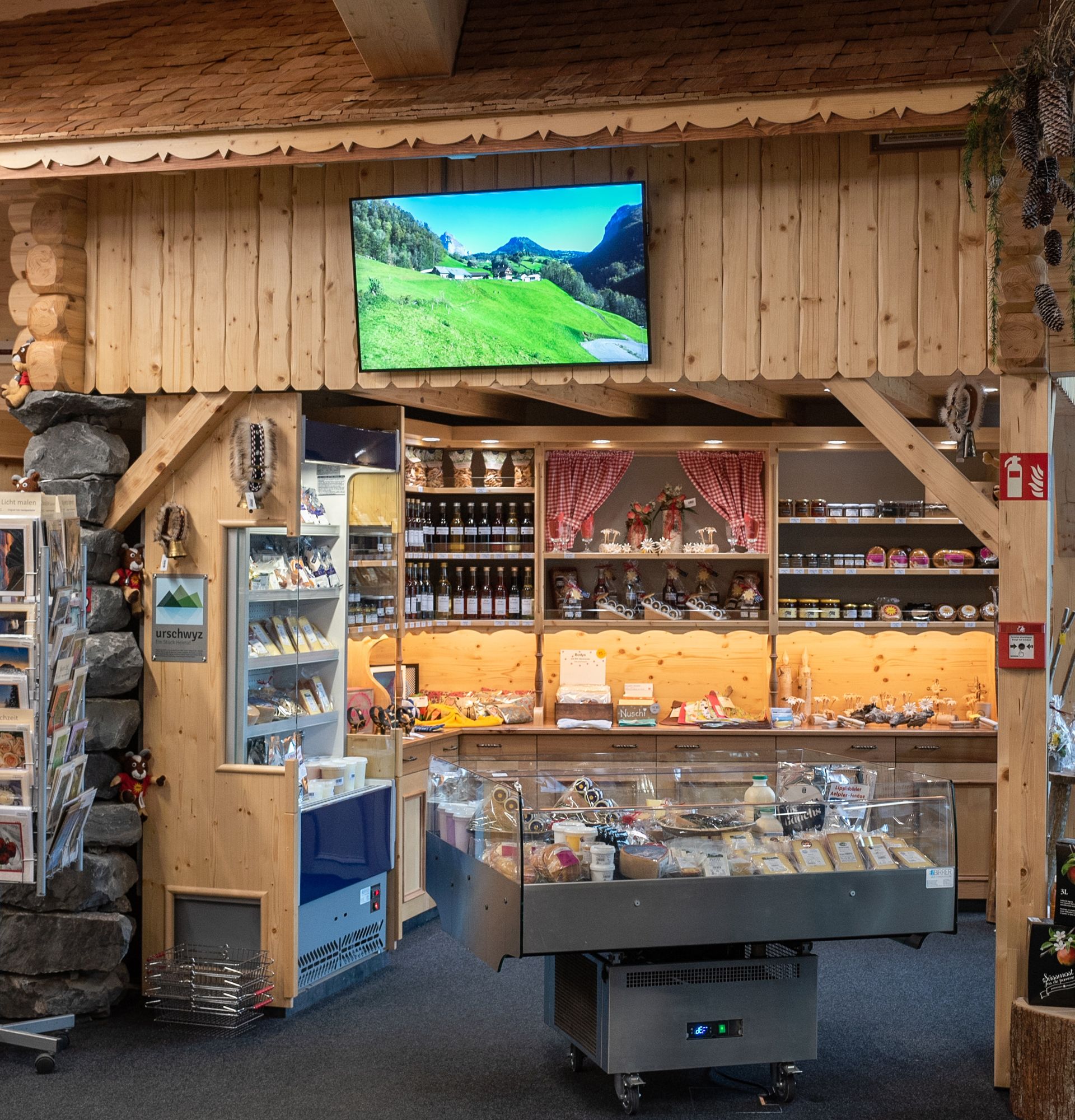 Interior of the regio shop with retail shelves and regional products.