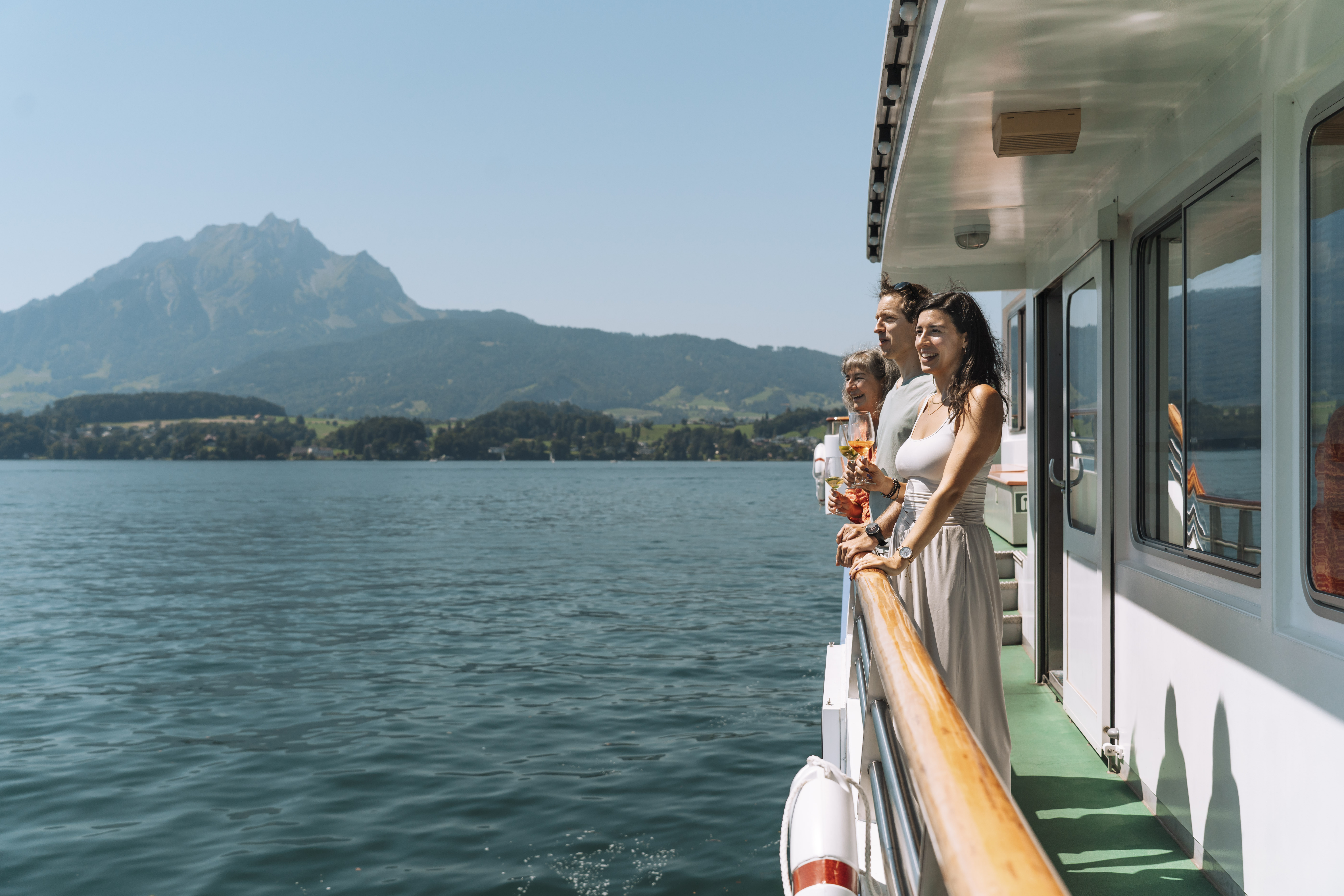 mys-Croisière découverte d'une heure sur le lac des Quatre-Cantons-SGV_Küssnachter_Runfdahrt_Pilatus_im_Hintergrund