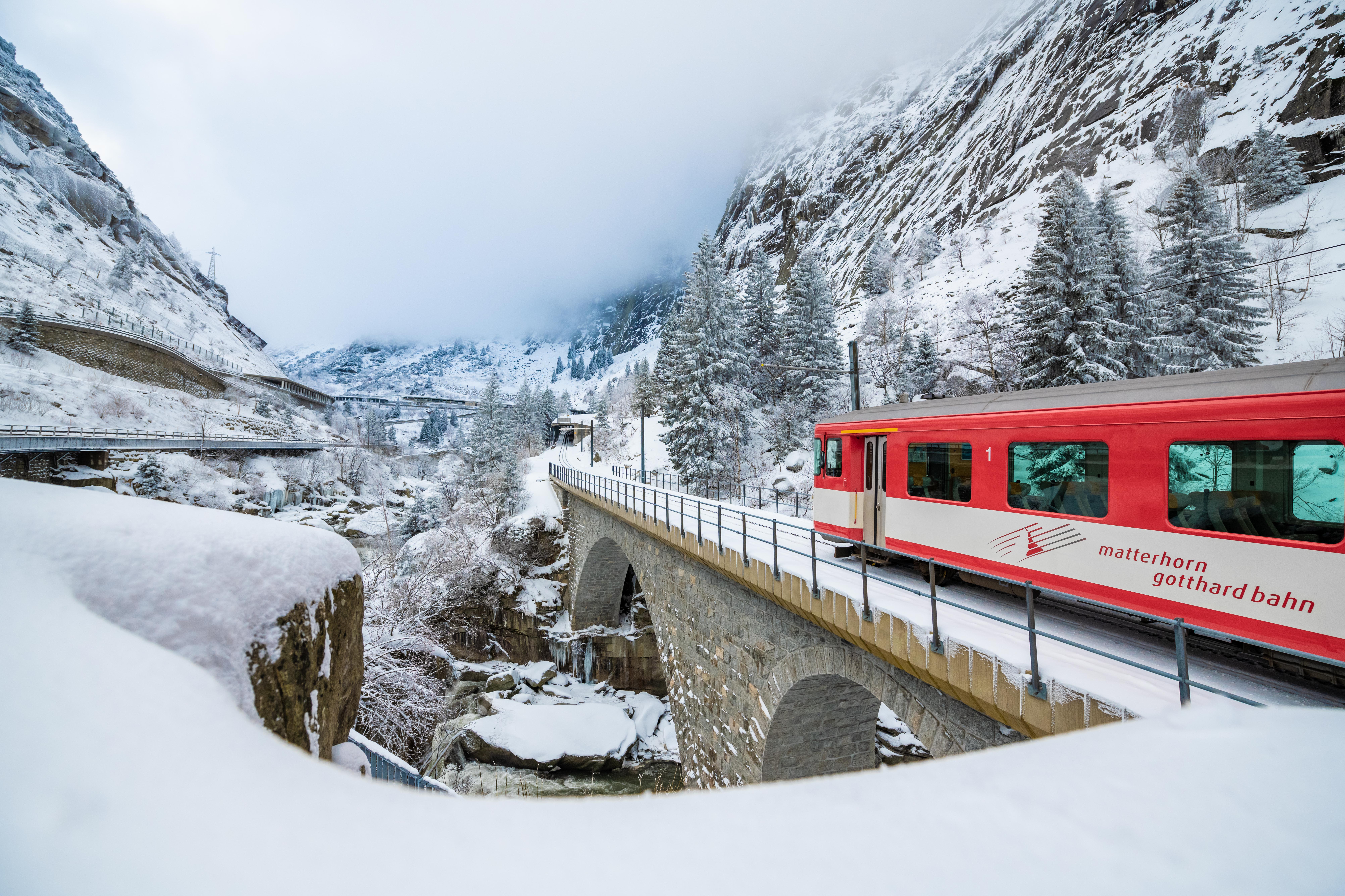 mys-Themed Tours-Matterhorn Gotthard Bahn