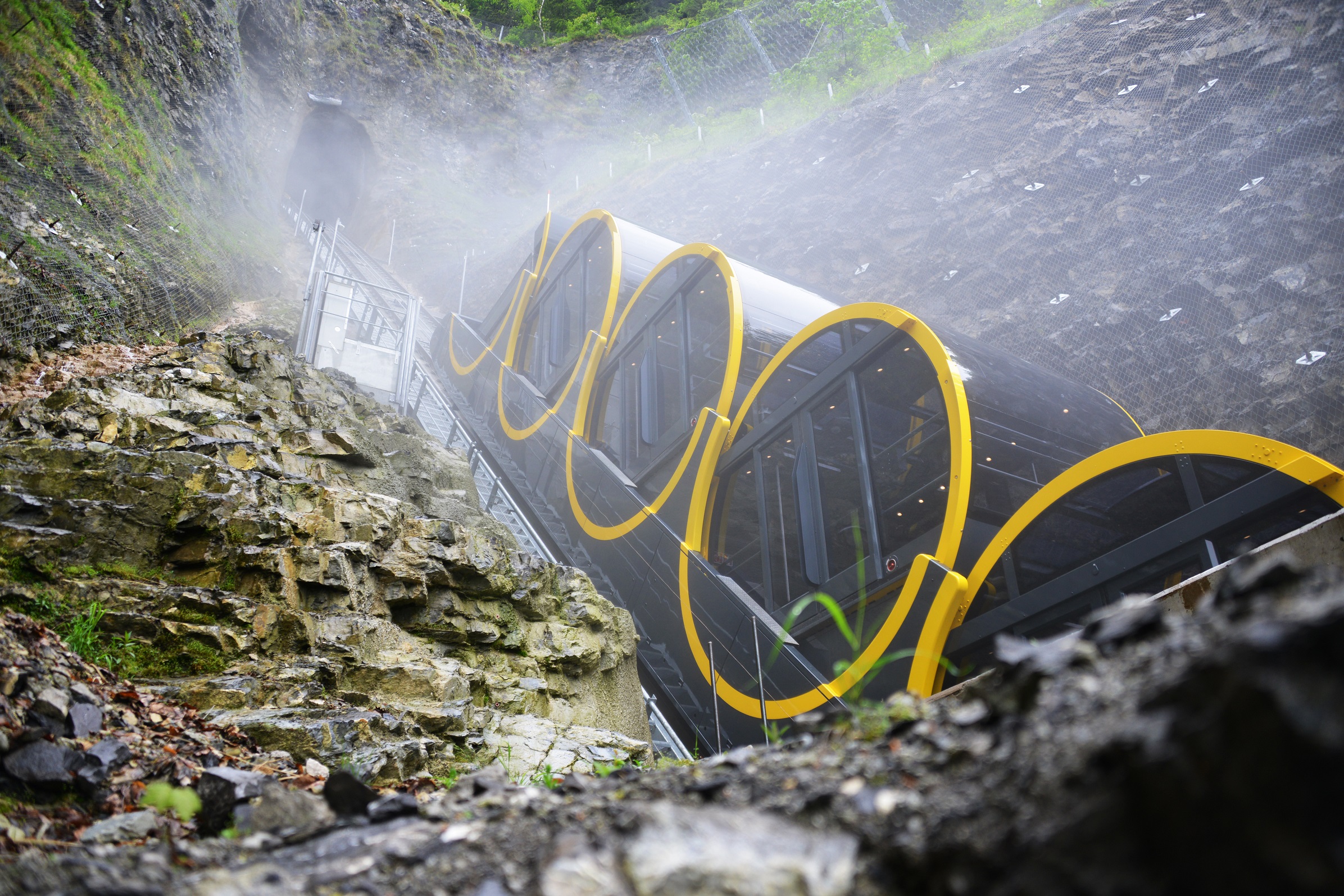 Standseilbahn Schwyz Stoos 4