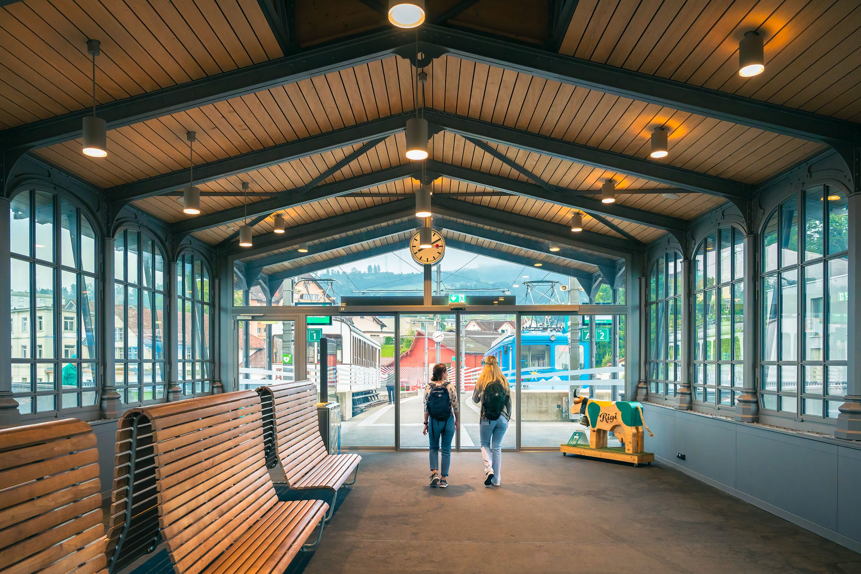 mys-HISTORISCH-MODERN-Hochperron Goldau