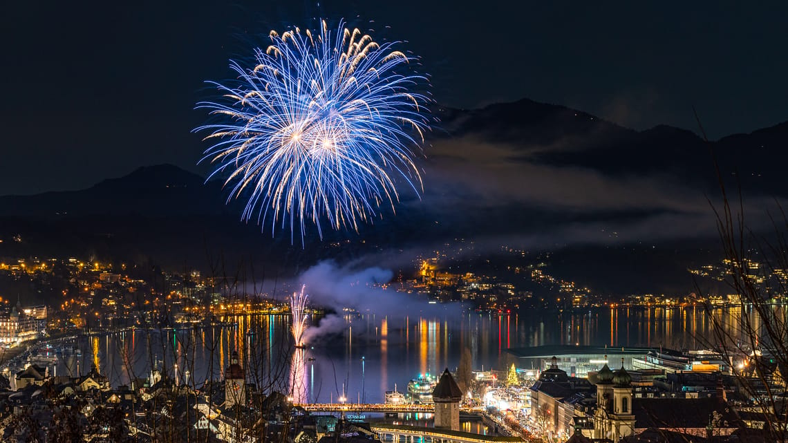 SGV Neujahrszauber _ Feuerwerk in Luzern.png | Luzern Tourismus | Dominik Baumgartner