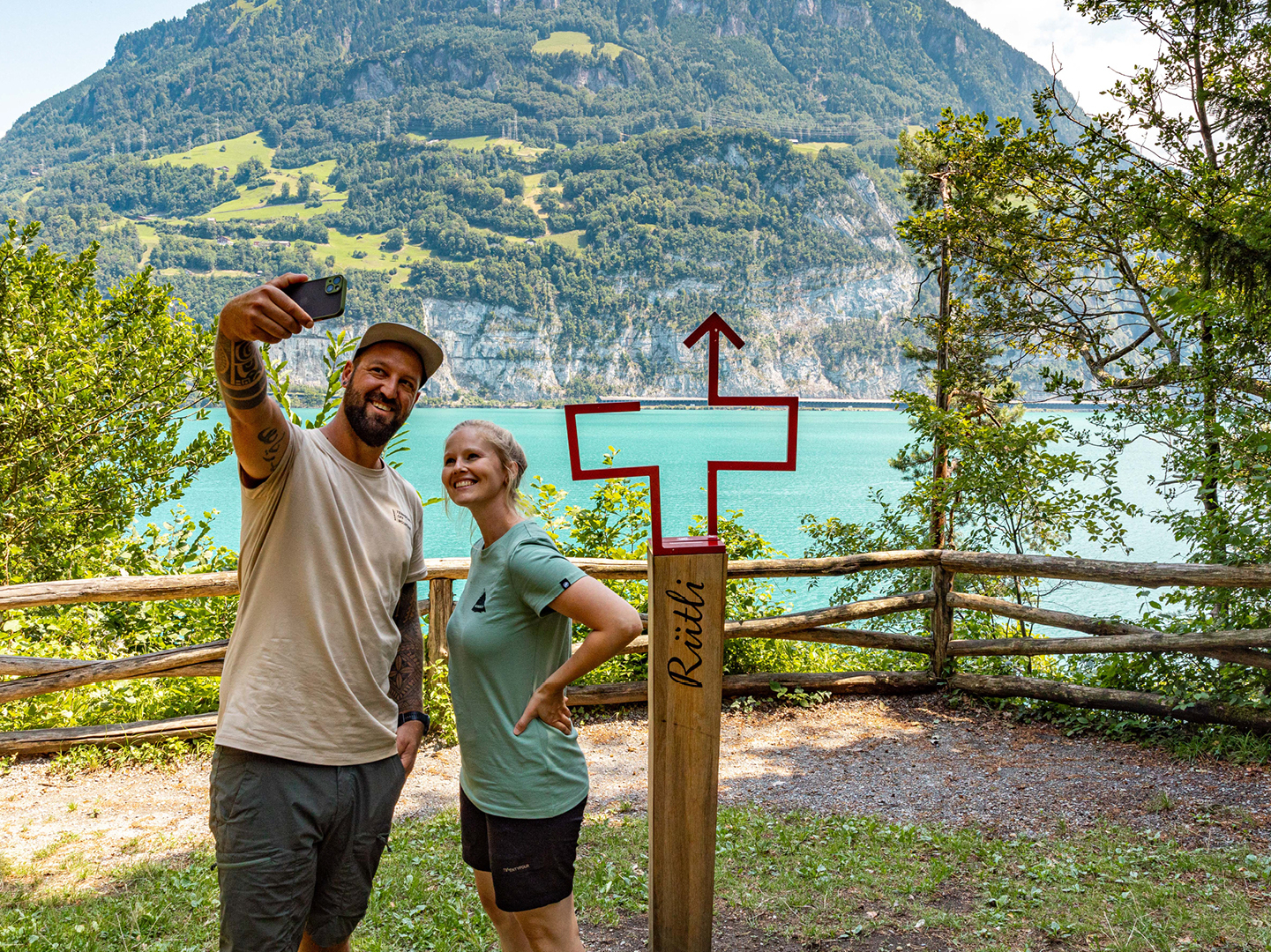 mys-Weg der Schweiz - Rundreise ab Brunnen-SGV_Weg_der_Schweiz_mit_Logo_Selfiespot