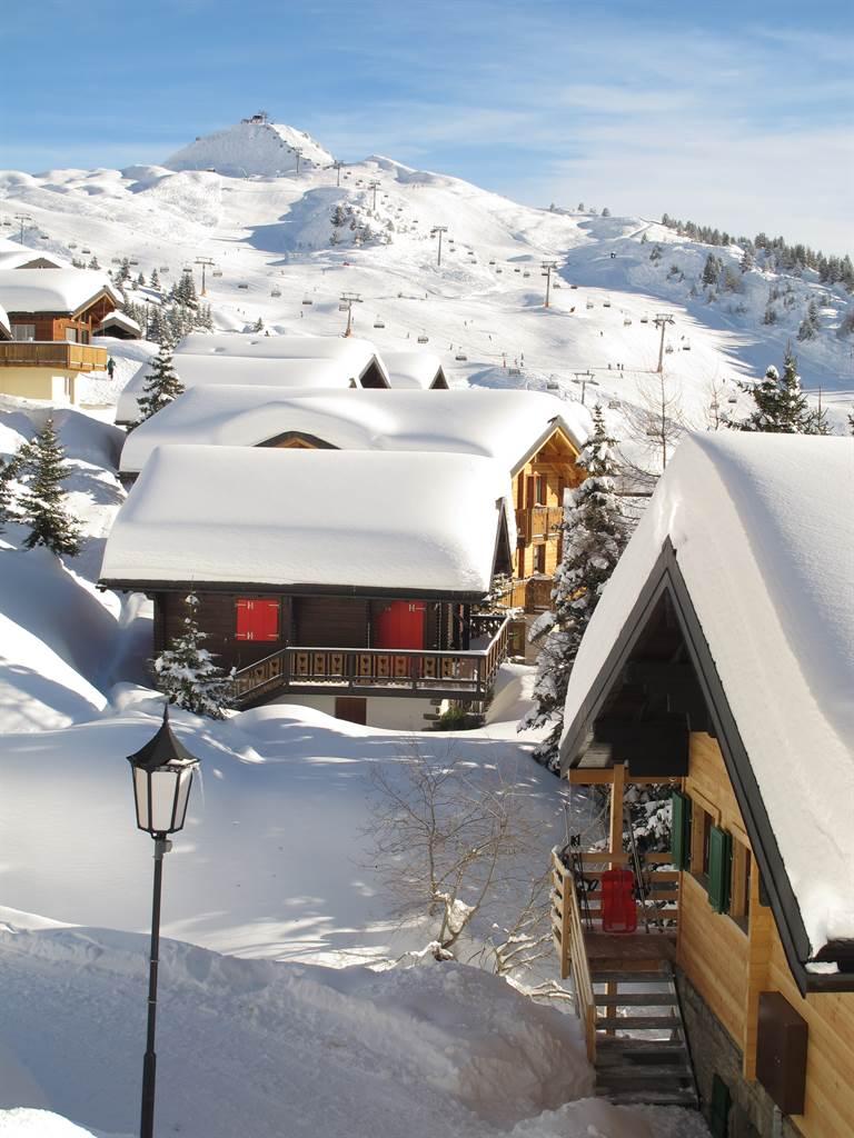 Coco Parterre - Blick ins Skigebiet (Wurzenbord)