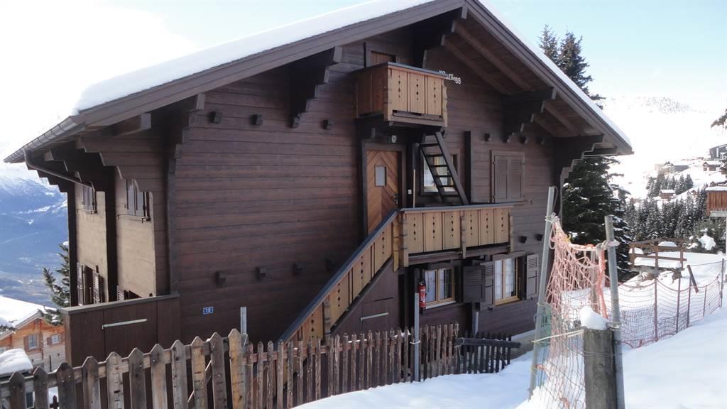 Waldegg 1. Stock - Winter Aussenbild 3