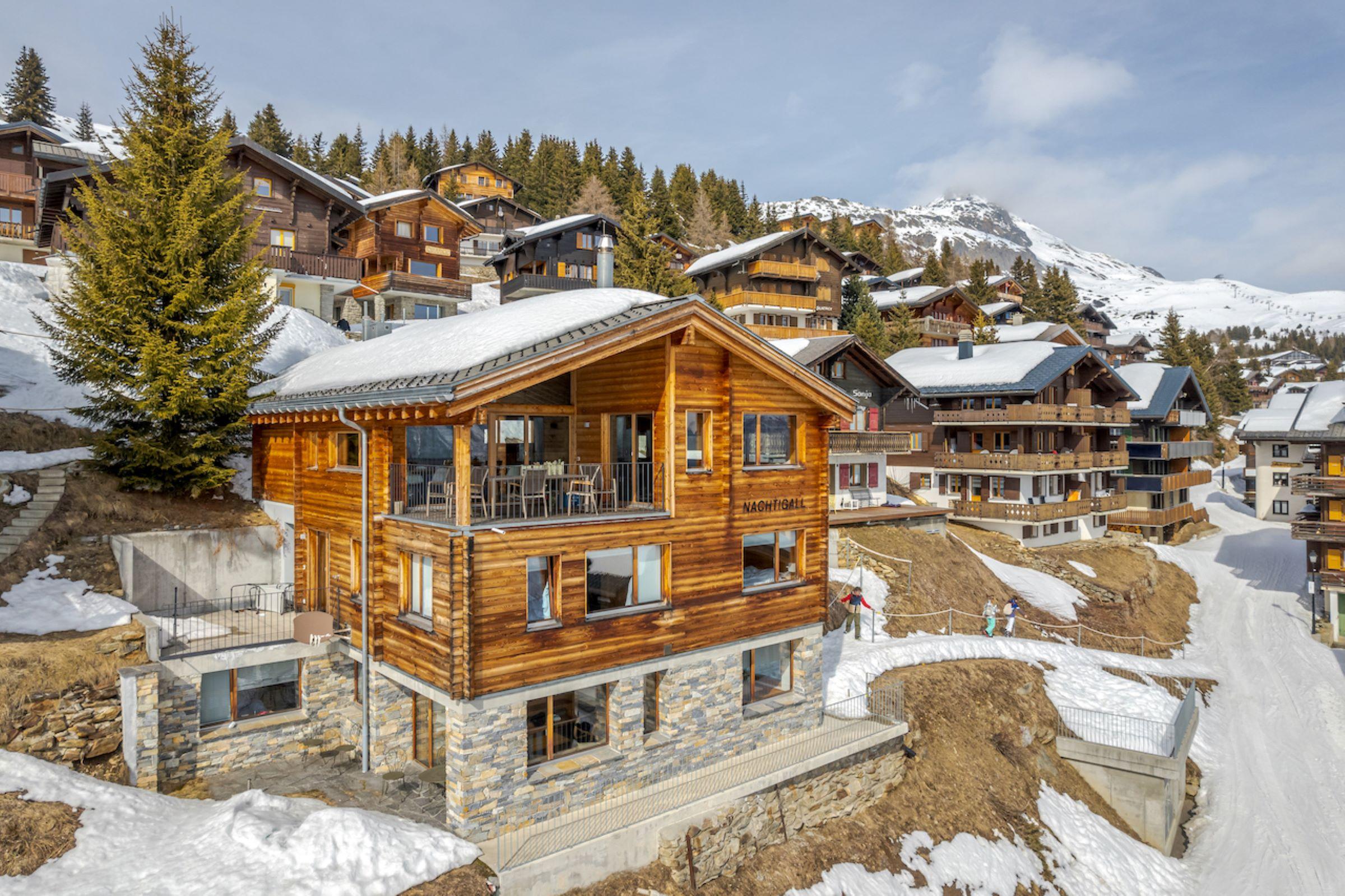 Nachtigall OG Süd - Nachtigall-Bettmeralp-Winteransicht