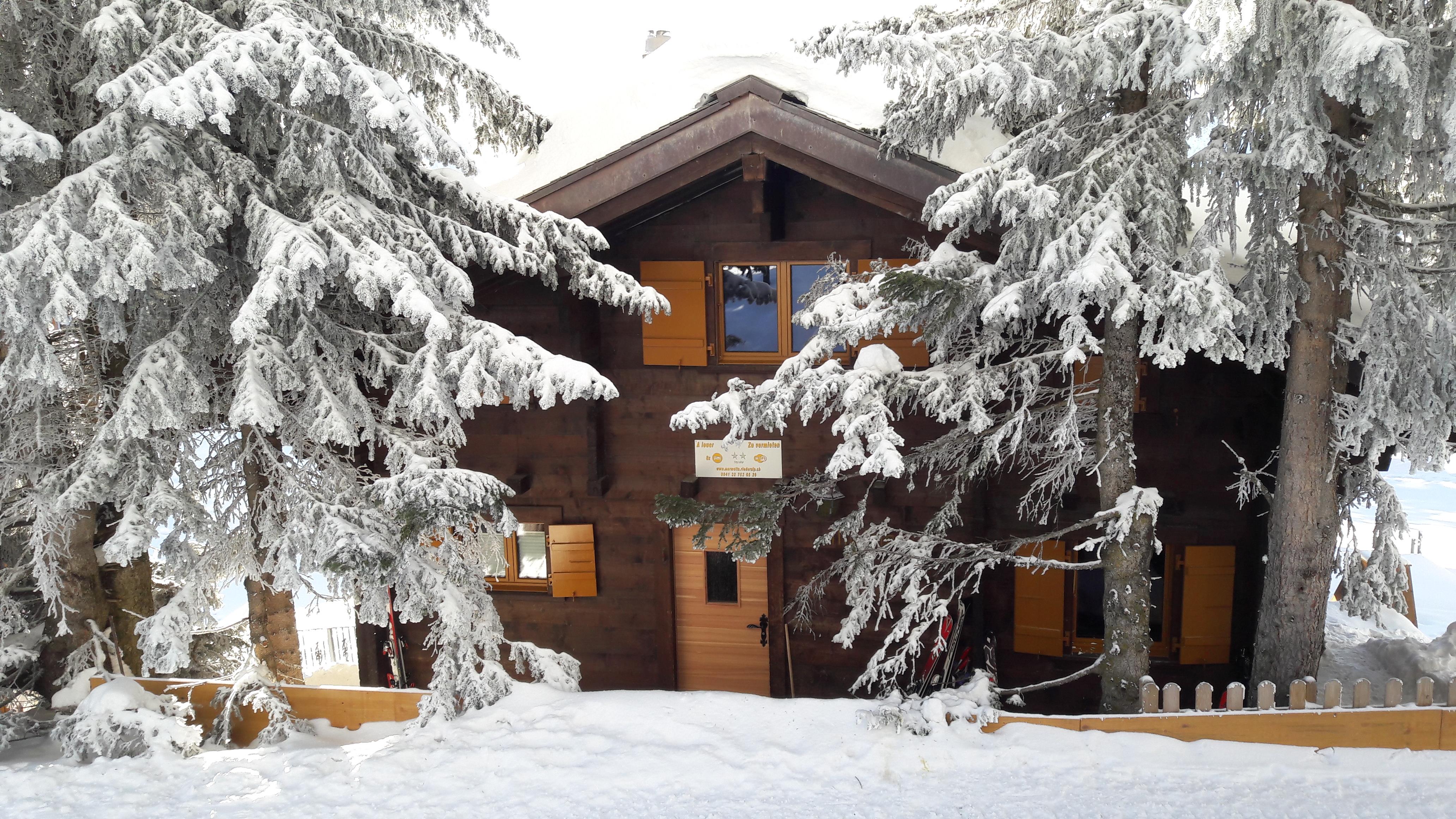 Marmotta - Nord, entrée du chalet Marmotta