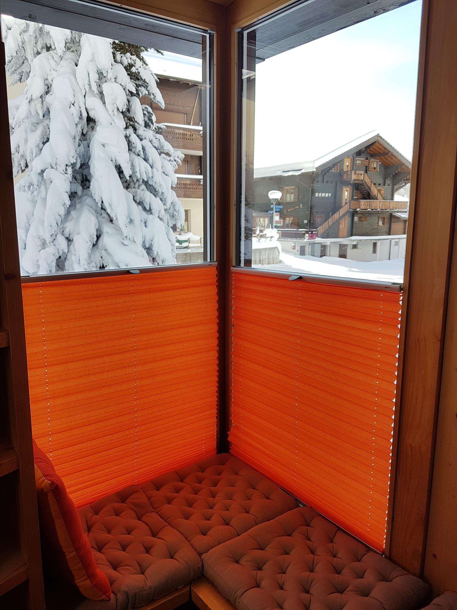 Mirella Parterre - Garderobe