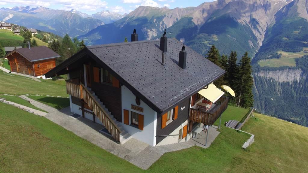 Larva Dachgeschoss - DJI_0009