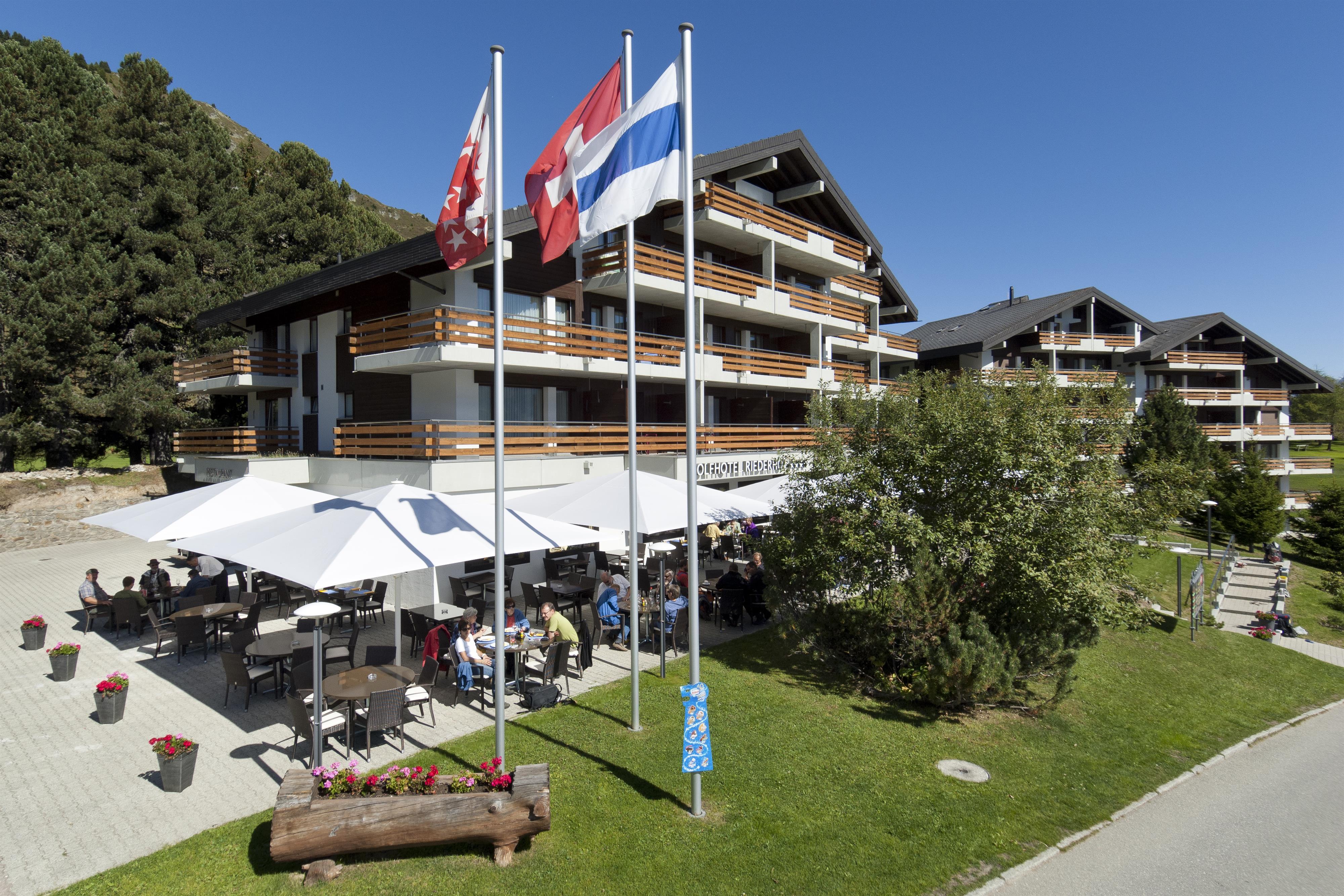Golfhotel Riederhof - Aussen Sommer 1