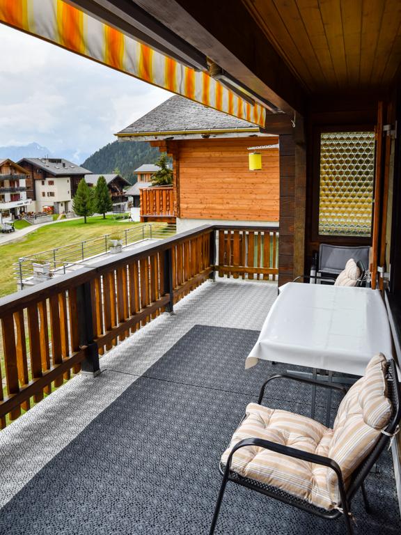 Carina 1. Stock - Balkon Richtung Westen