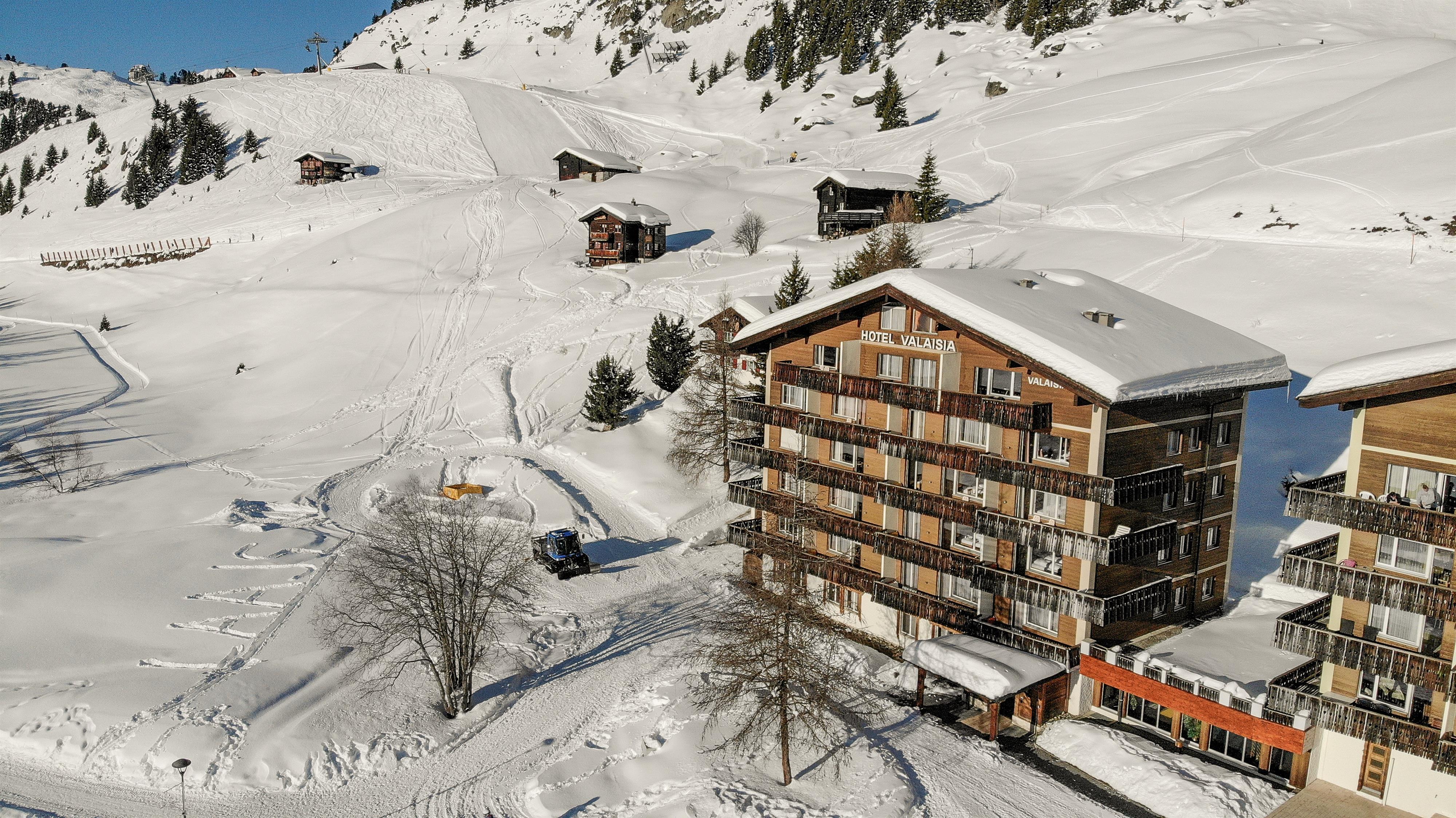 Valaisia 124 2. OG Süd - DJI_0475_edited