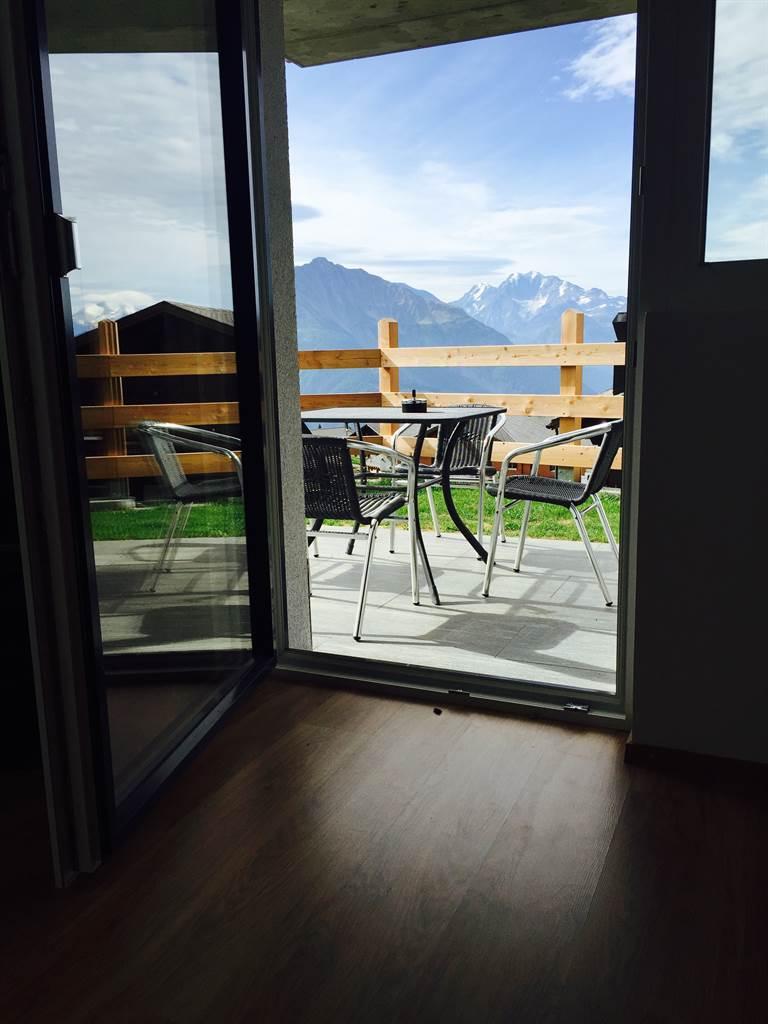 Donnerstafel EG Süd-Ost - Terrasse Sommer