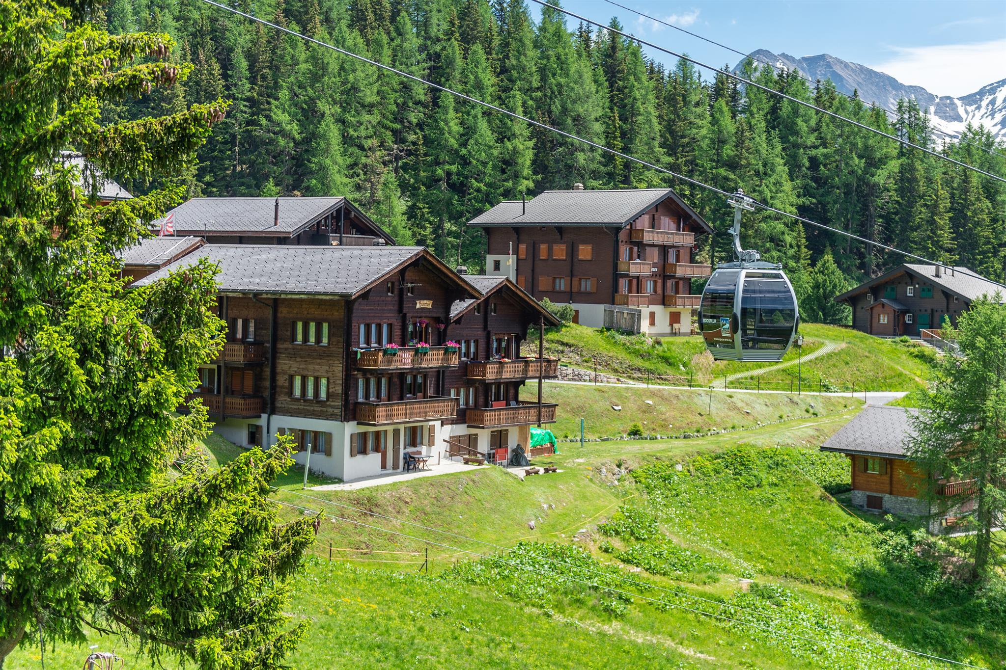 Hubertus 2 1. Stock rechts - Aussenansicht_02