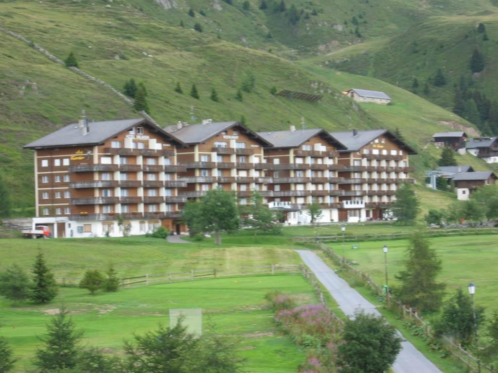 Rhodania 79 DW - Aussenansicht