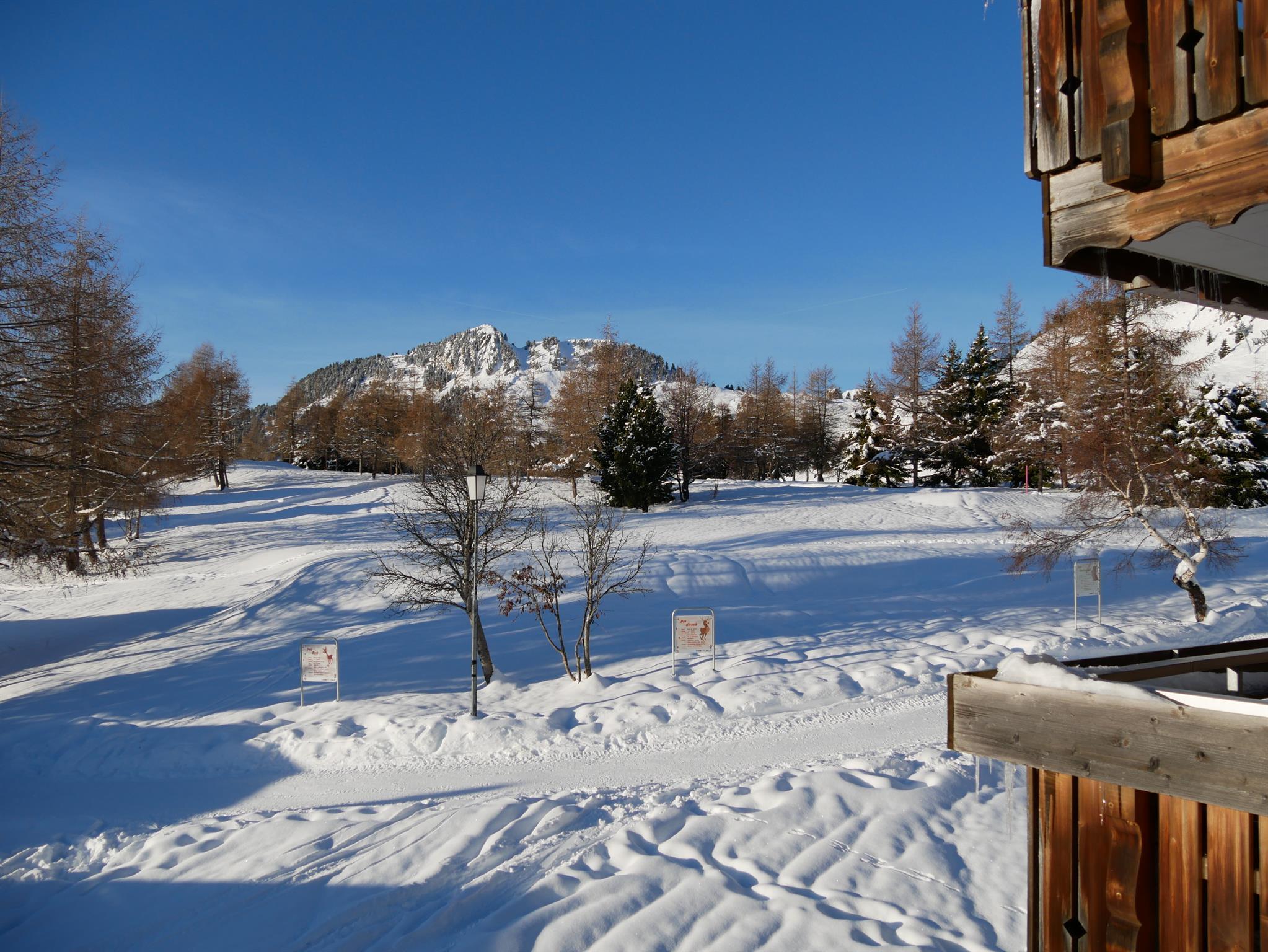 Abusunna 2B 2. OG West - Abusunna 2B, Sicht nach Westen vom Balkon