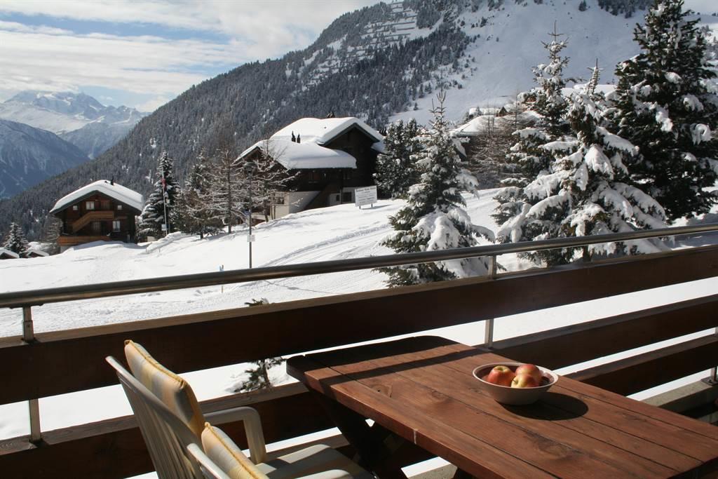 Riederhof B 252 2. Stock - Südbalkon