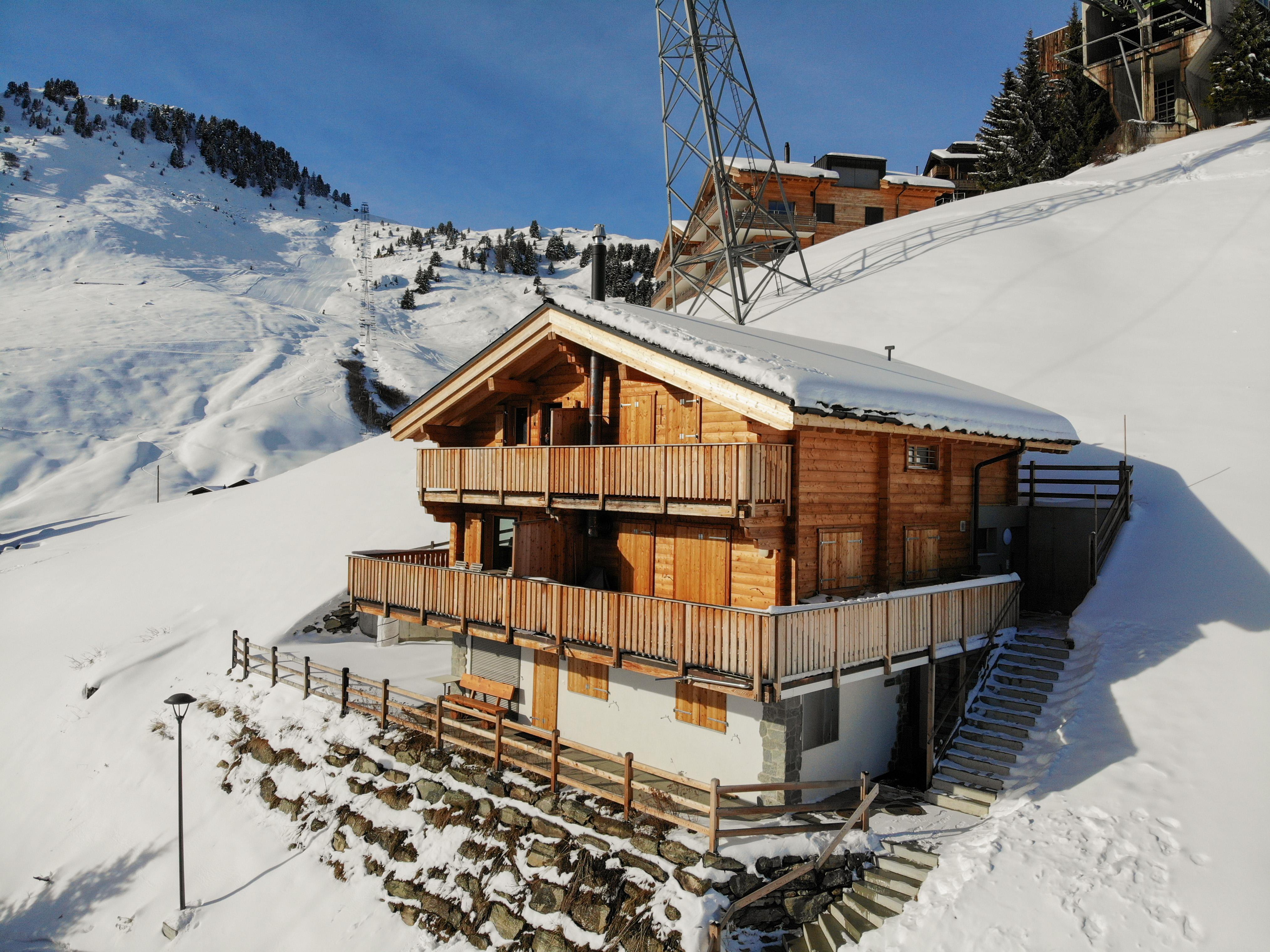 Hirschfluh Penthouse Süd - DJI_0235_edited