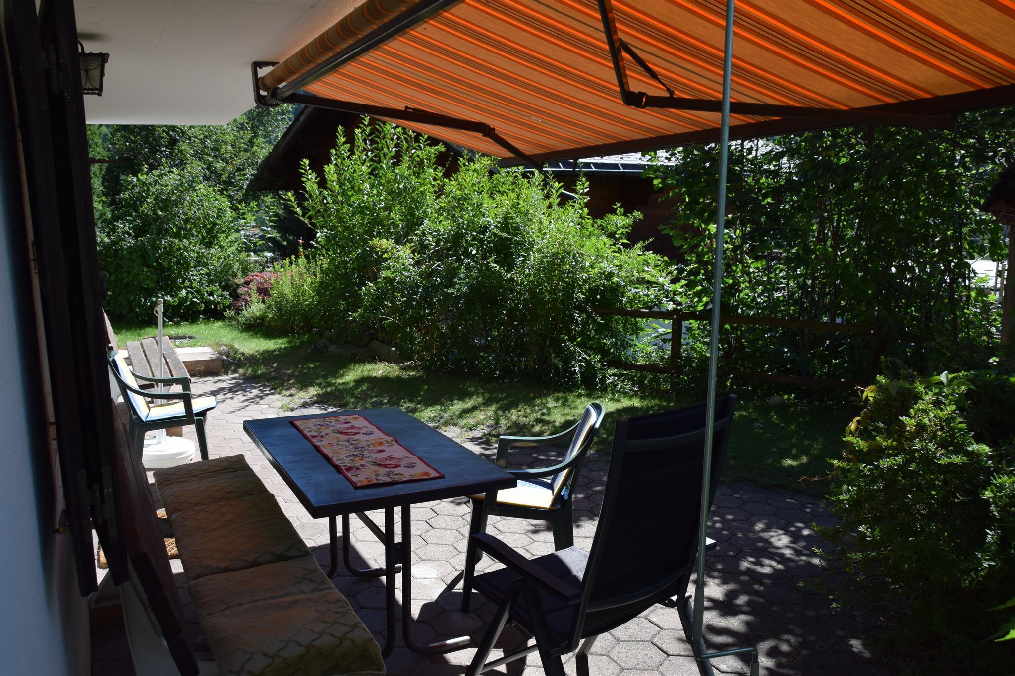 Sunneschy 2 EG - Terrasse