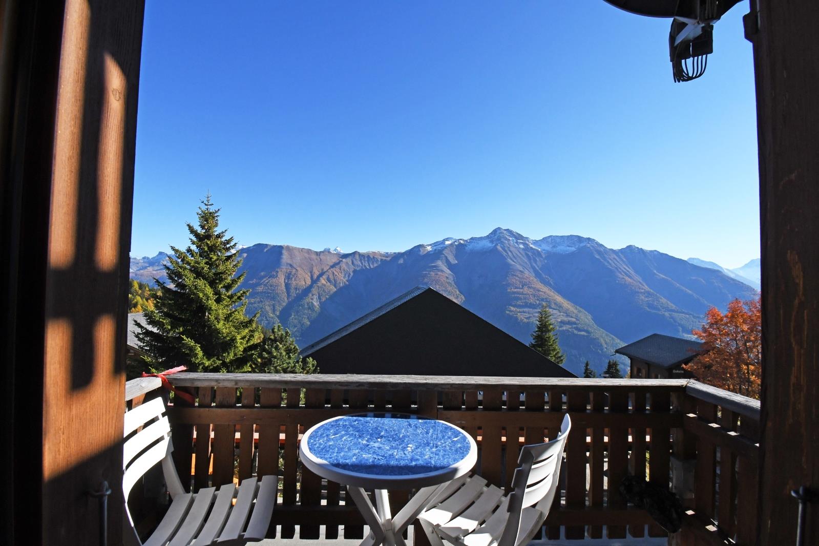 Alpina - Ferienwohnung Alpina - Ausblick Südbalkon