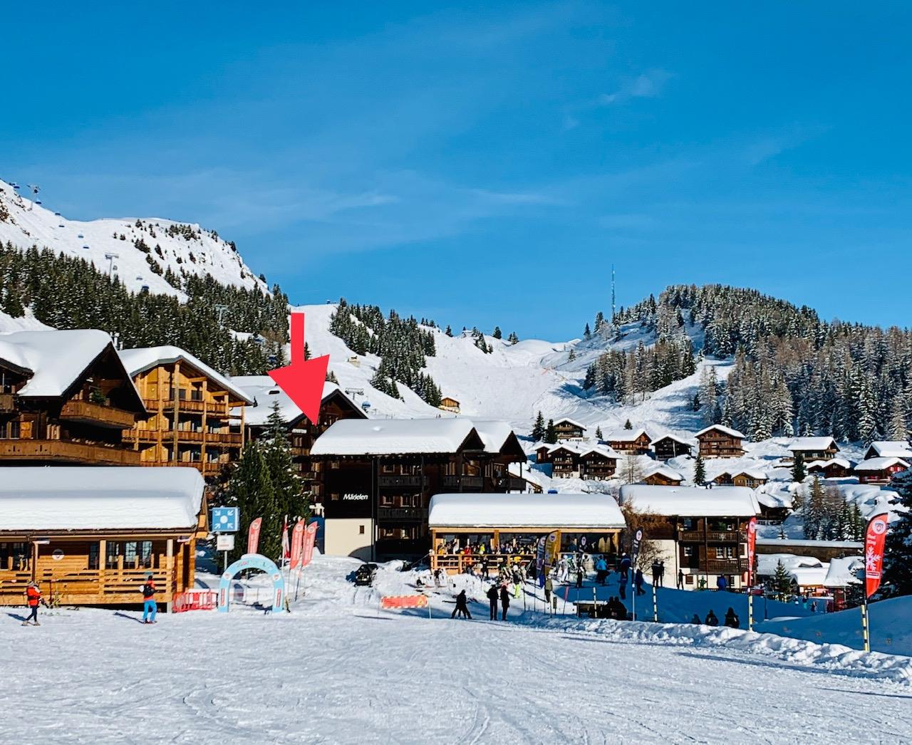 Abendstern 8 - Skischule Sammelplatz / Pfeil: Abendstern